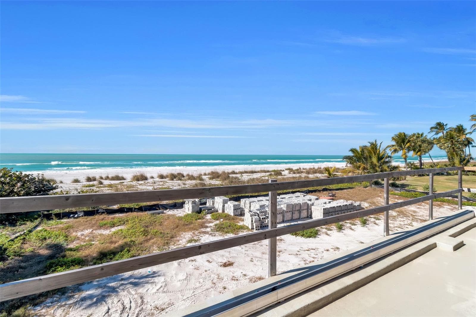 Second Story Patio - 5965 GULF OF MEXICO DR, LONGBOAT KEY