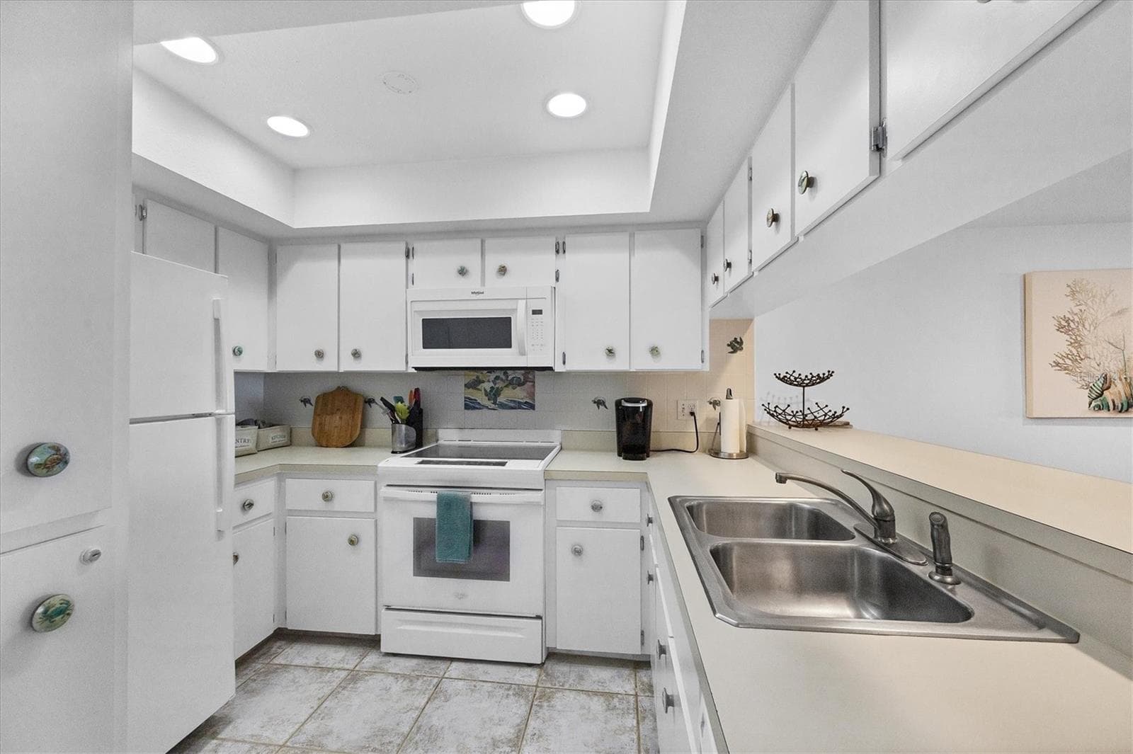 Half Duplex at 301 S GULF BLVD #10, PLACIDA, photo 13 of 45