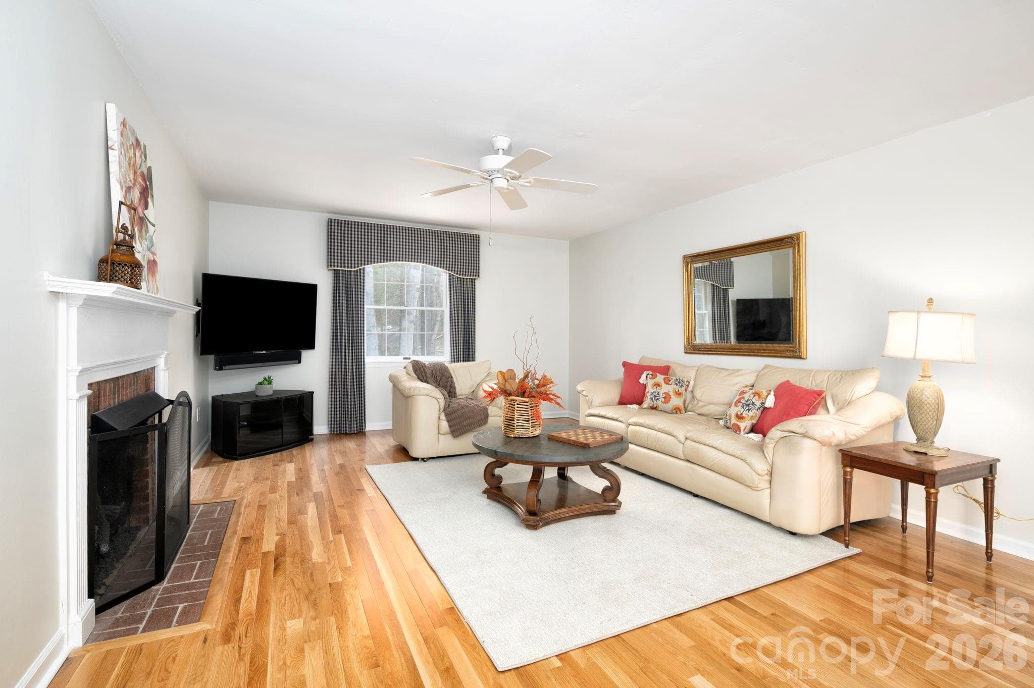 Private Family Room - 107 Ballantree Drive, Asheville