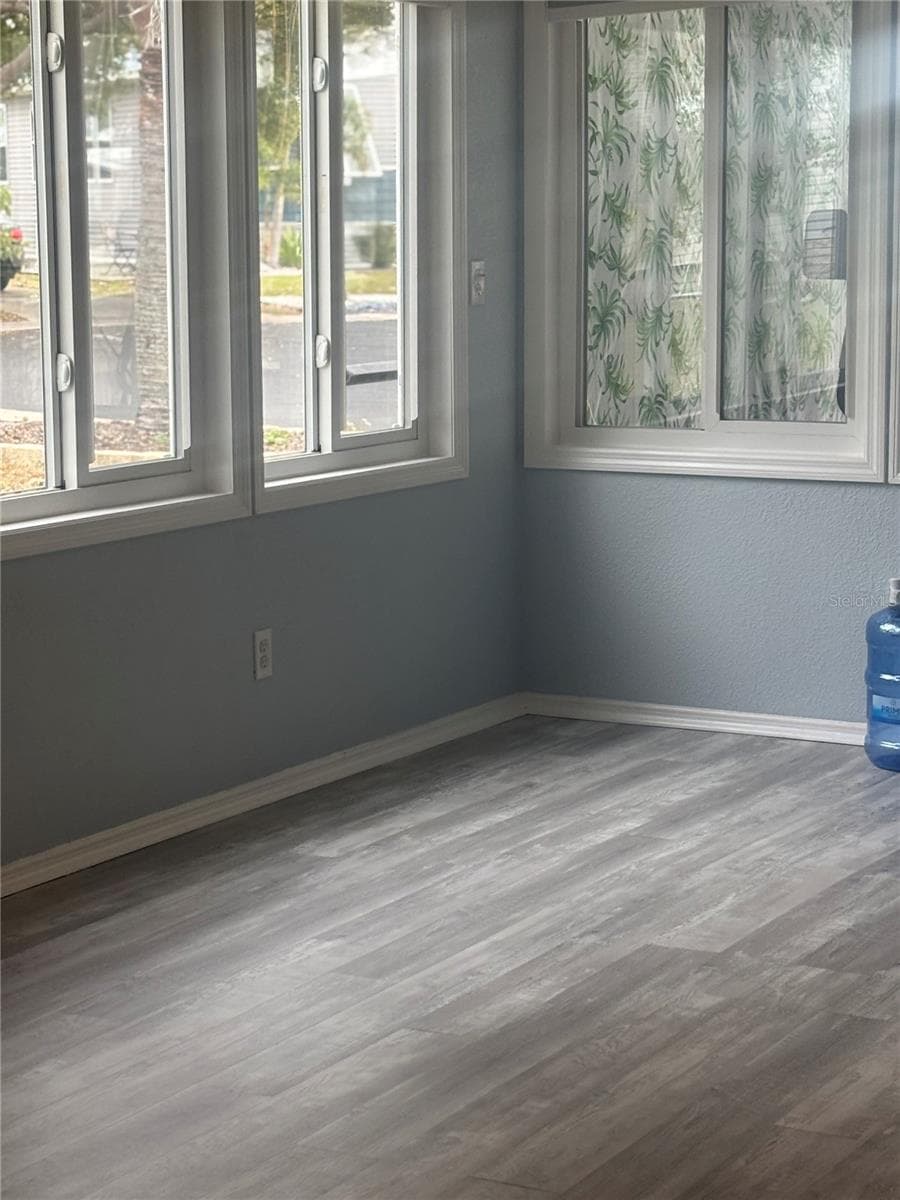 Florida Room - 105 FREEDOM CT #30, PALM HARBOR