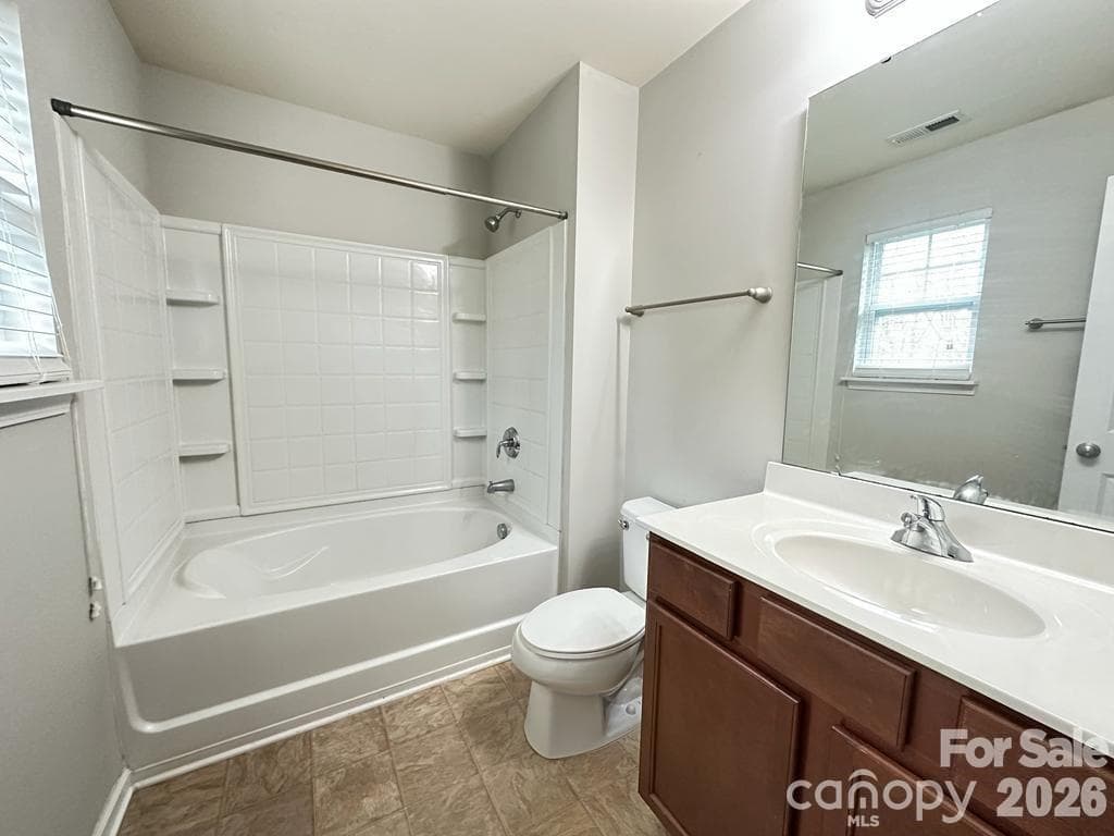 Townhouse at 10383 Bunclody Drive, Charlotte, photo 10 of 10