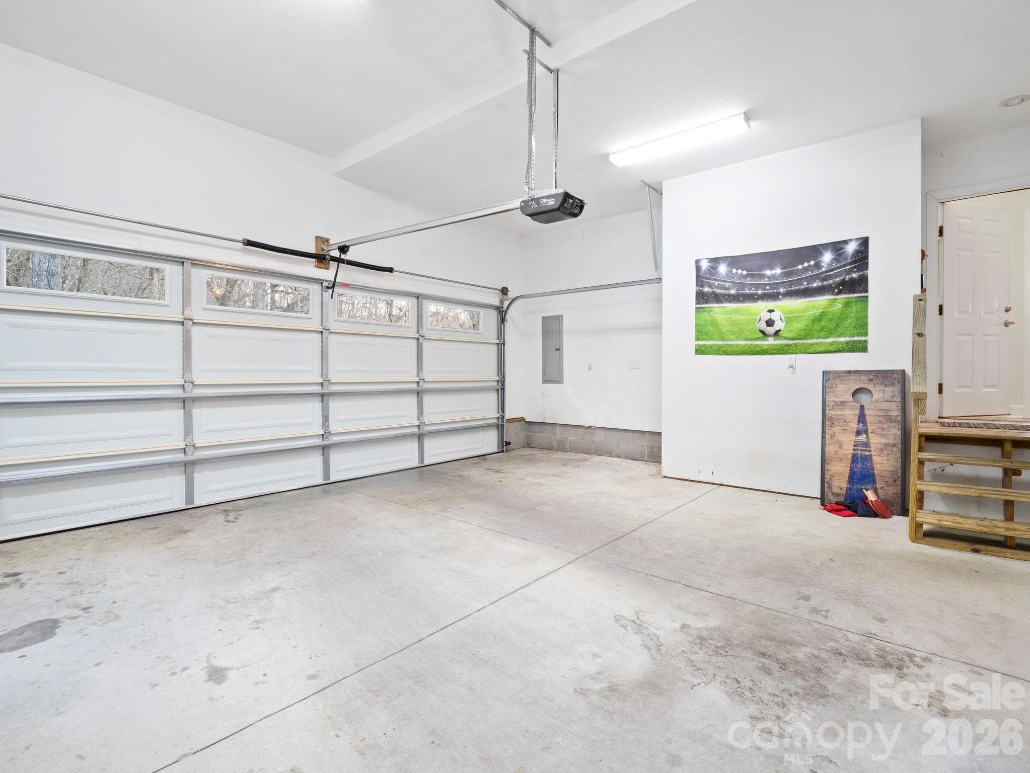 Spacious 2 car garage - 308 Bluebird Road, Lake Lure