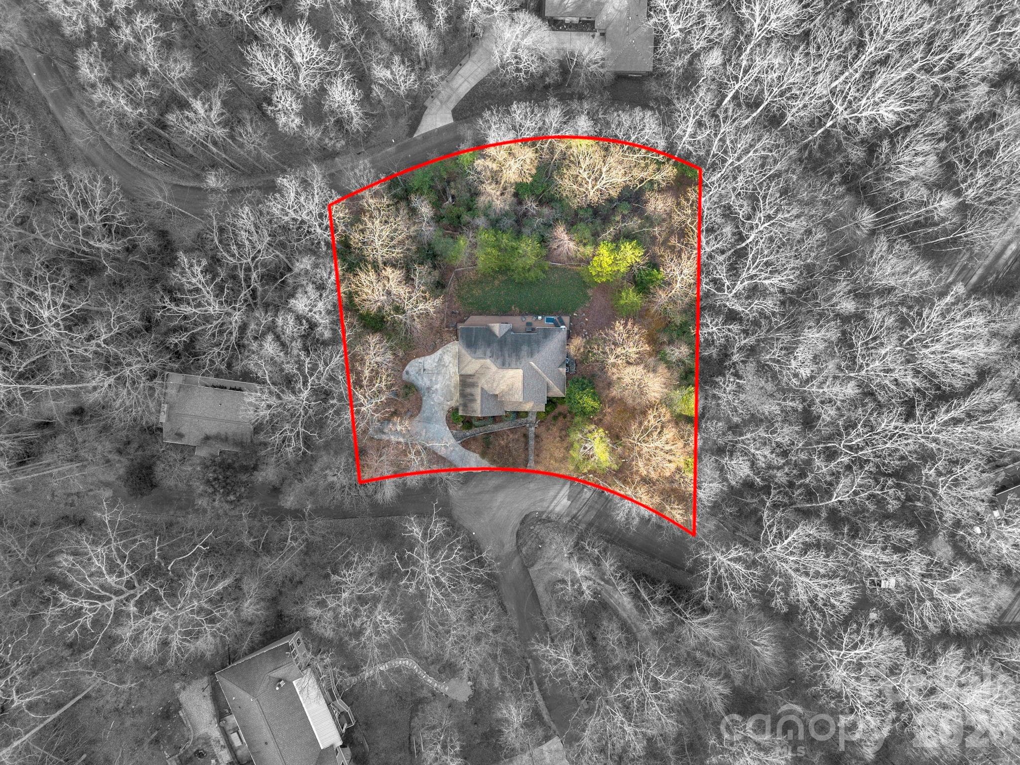 Approximate lot lines - 308 Bluebird Road, Lake Lure