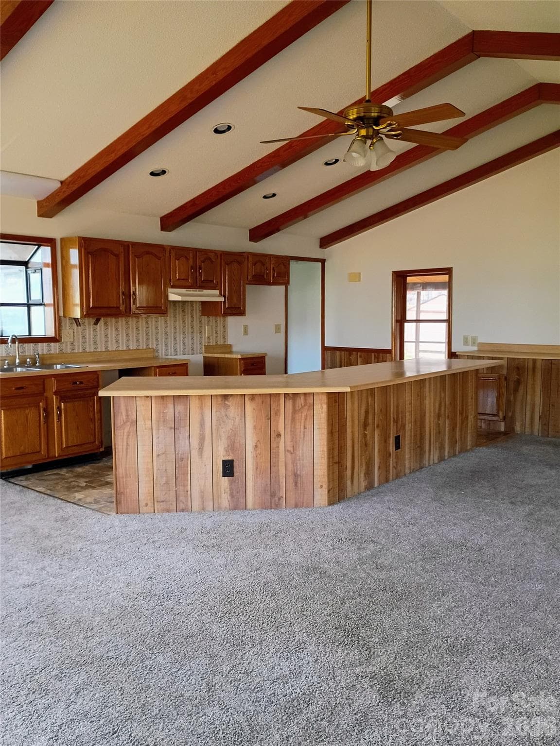Single Family Residence at Rutherfordton, photo 4 of 17