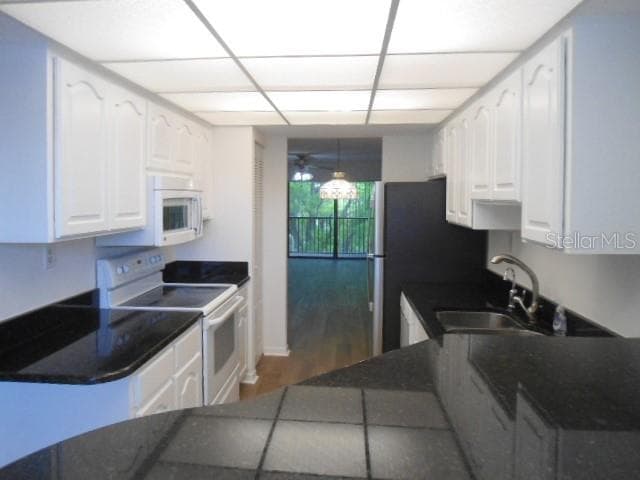 kitchen - 2800 COVE CAY DR #4D, CLEARWATER