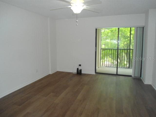 primary bedroom - 2800 COVE CAY DR #4D, CLEARWATER
