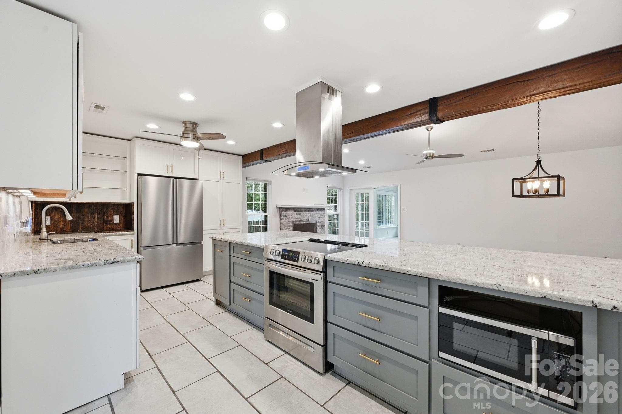 Single Family Residence at Charlotte, photo 8 of 36