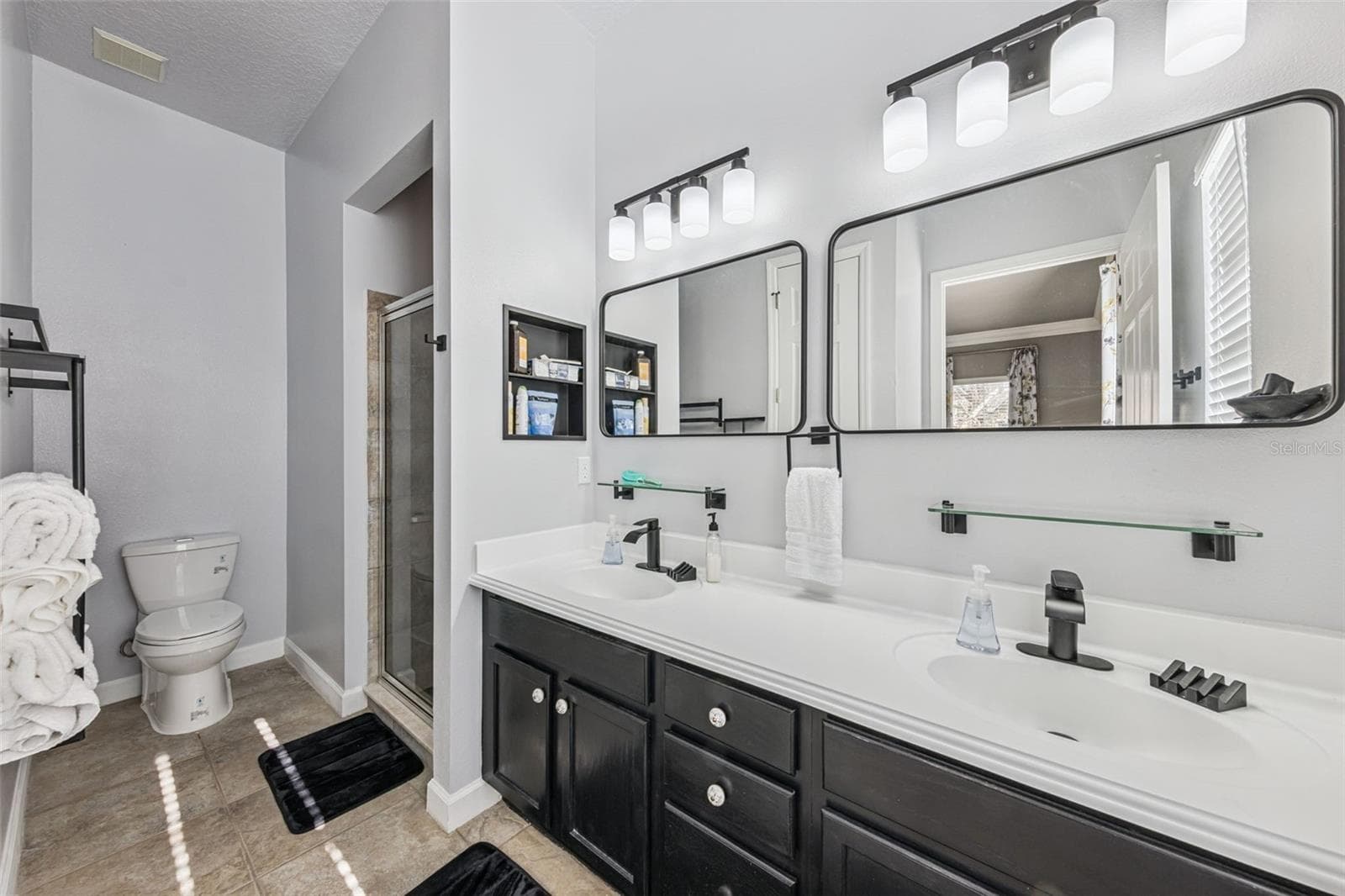 Single Family Residence at 7494 GATHERING DRIVE, REUNION, photo 15 of 58