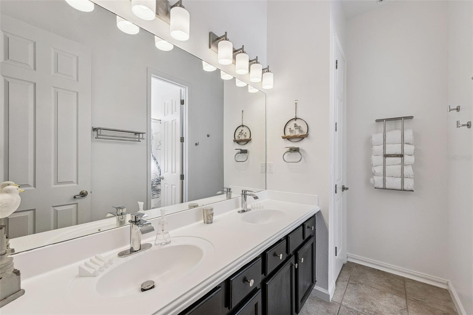 Single Family Residence at 7494 GATHERING DRIVE, REUNION, photo 20 of 58