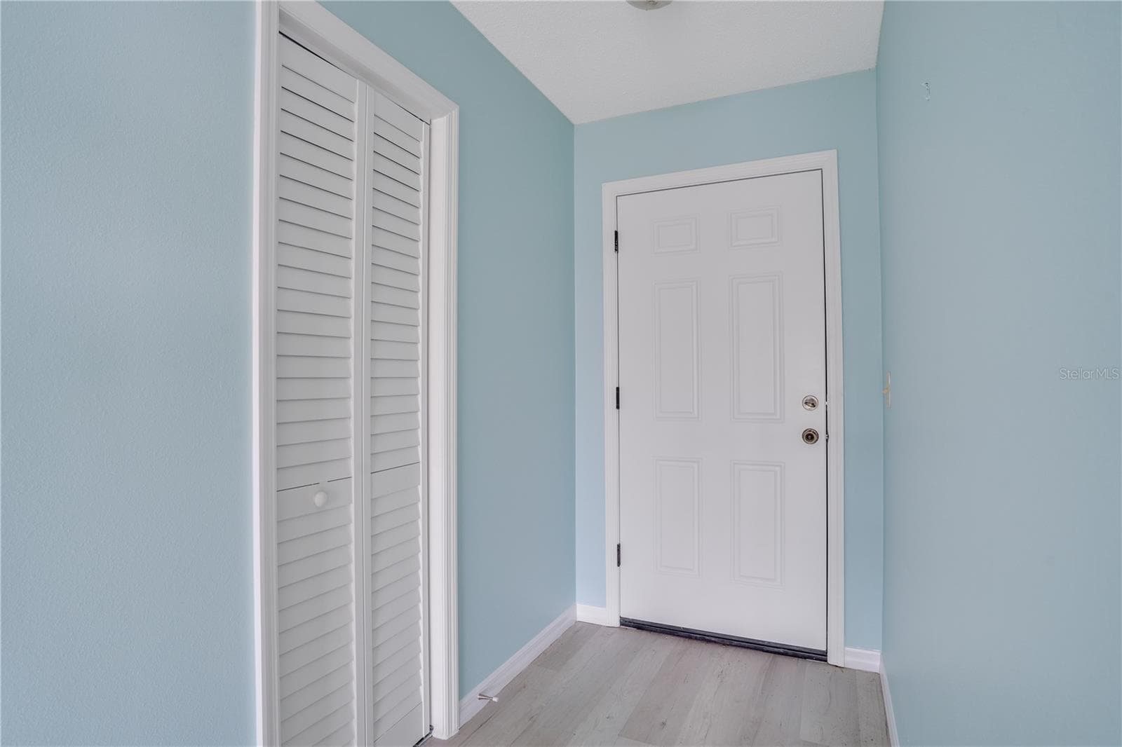 Condominium at 216 FAIR WINDS DR #216, NOKOMIS, photo 3 of 33