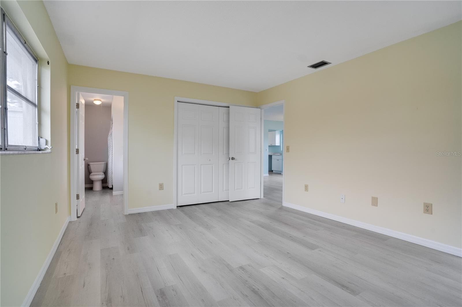 Condominium at 216 FAIR WINDS DR #216, NOKOMIS, photo 15 of 33