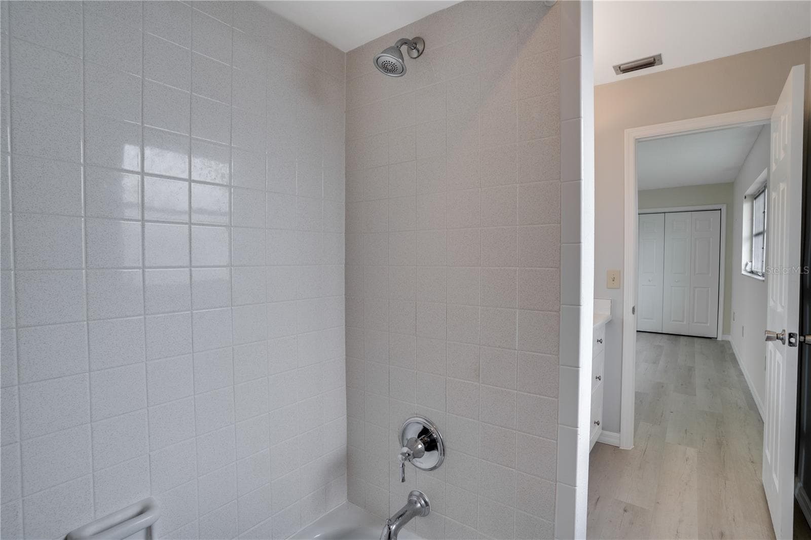 Condominium at 216 FAIR WINDS DR #216, NOKOMIS, photo 17 of 33