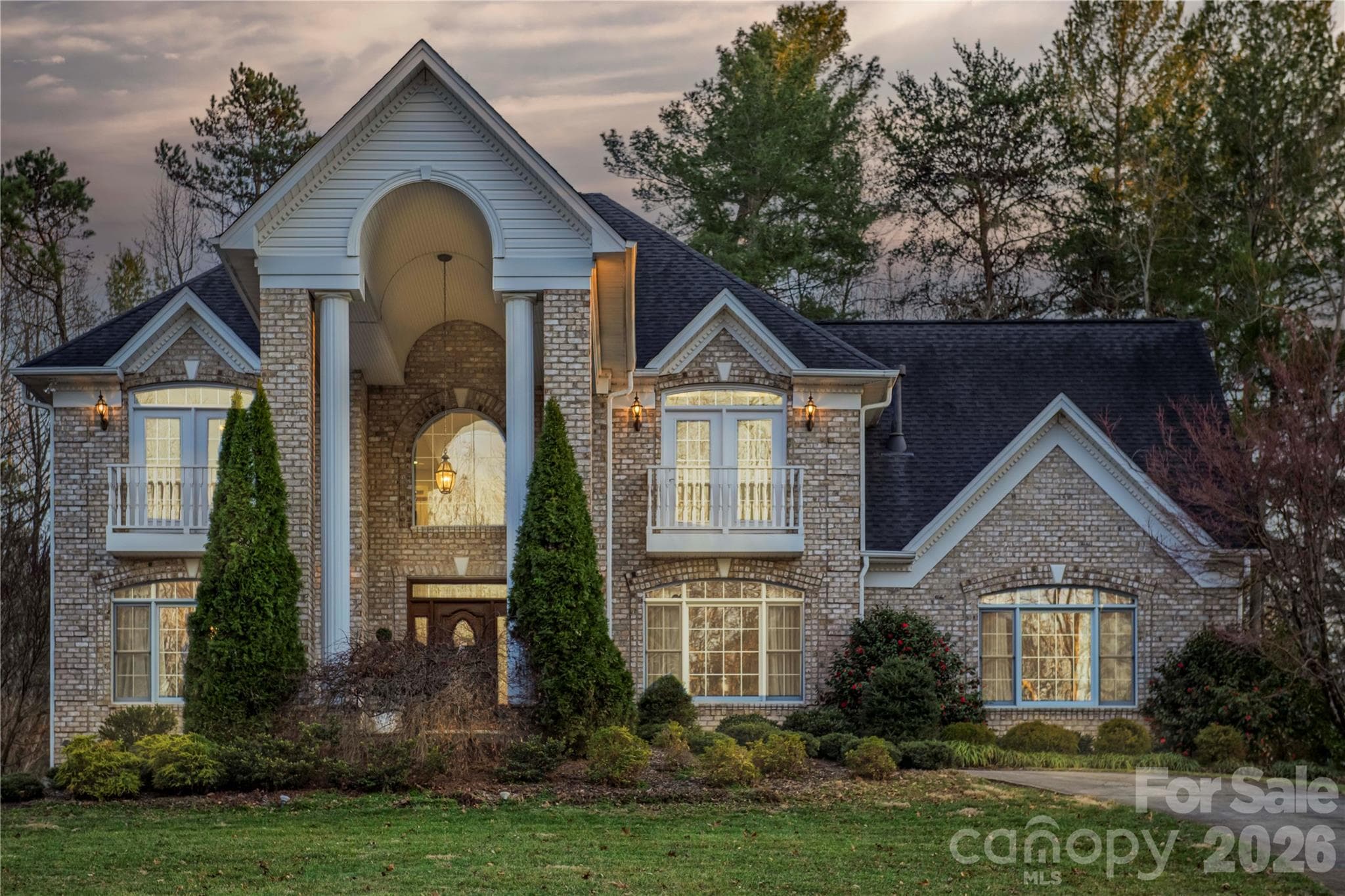 Single Family Residence at Lenoir, photo 3 of 48