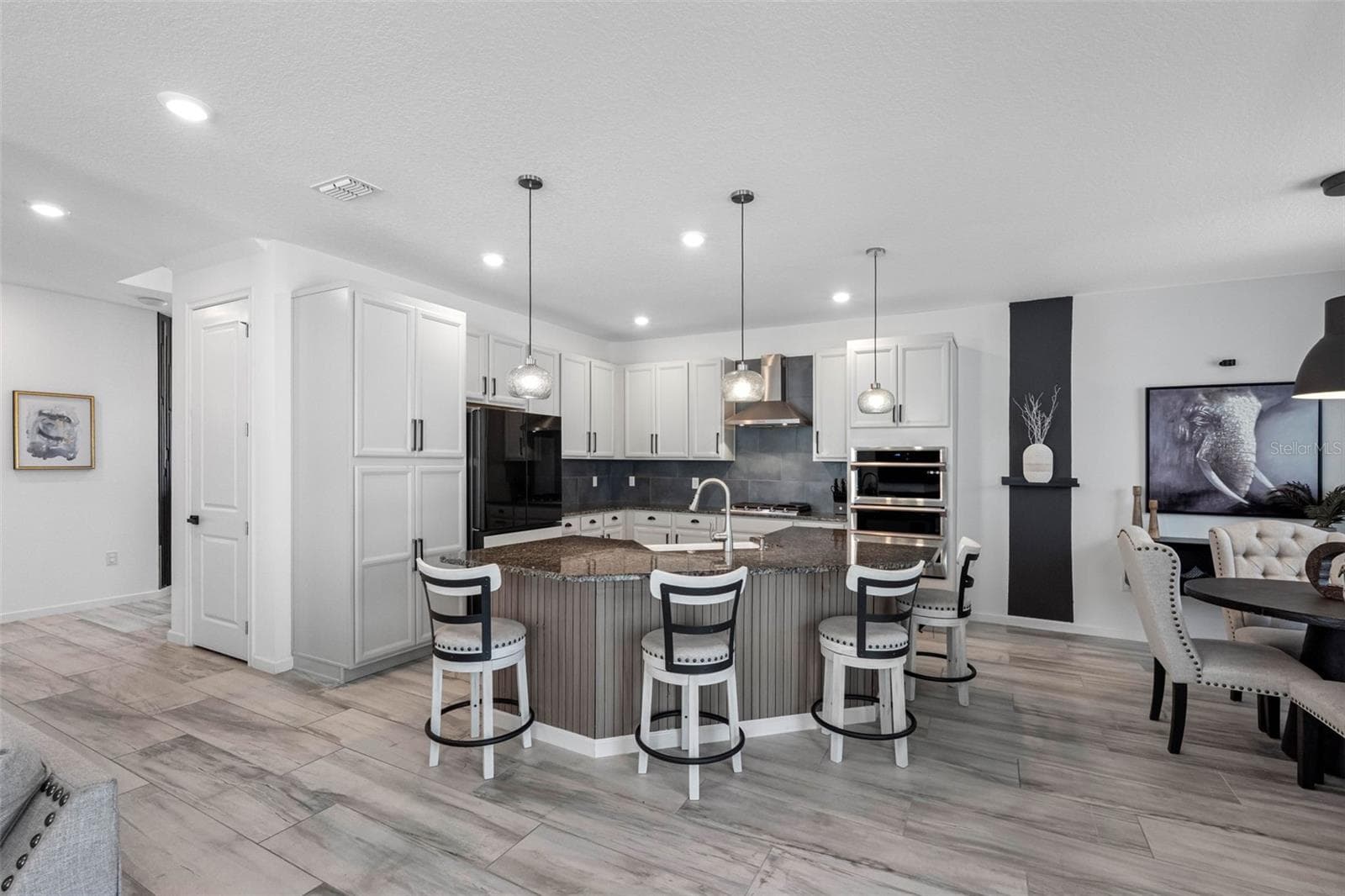 Single Family Residence at 325 SHORE CRAB WAY, APOLLO BEACH, photo 3 of 57