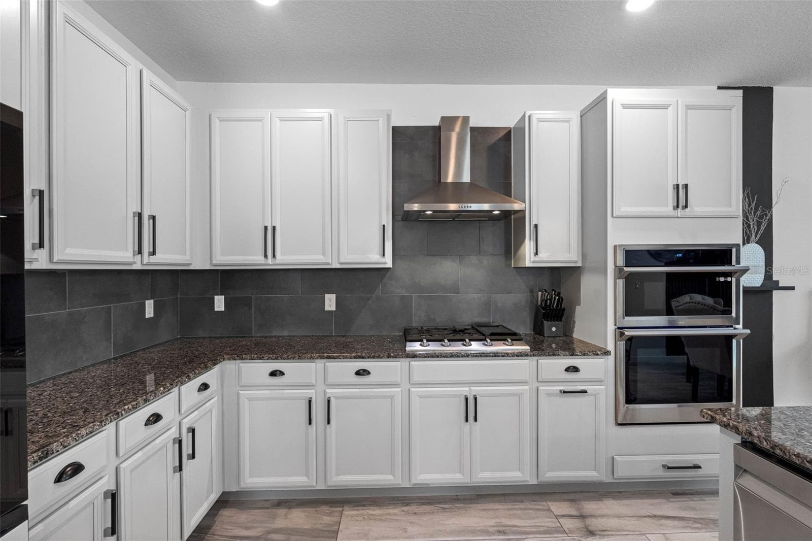 Single Family Residence at 325 SHORE CRAB WAY, APOLLO BEACH, photo 19 of 57