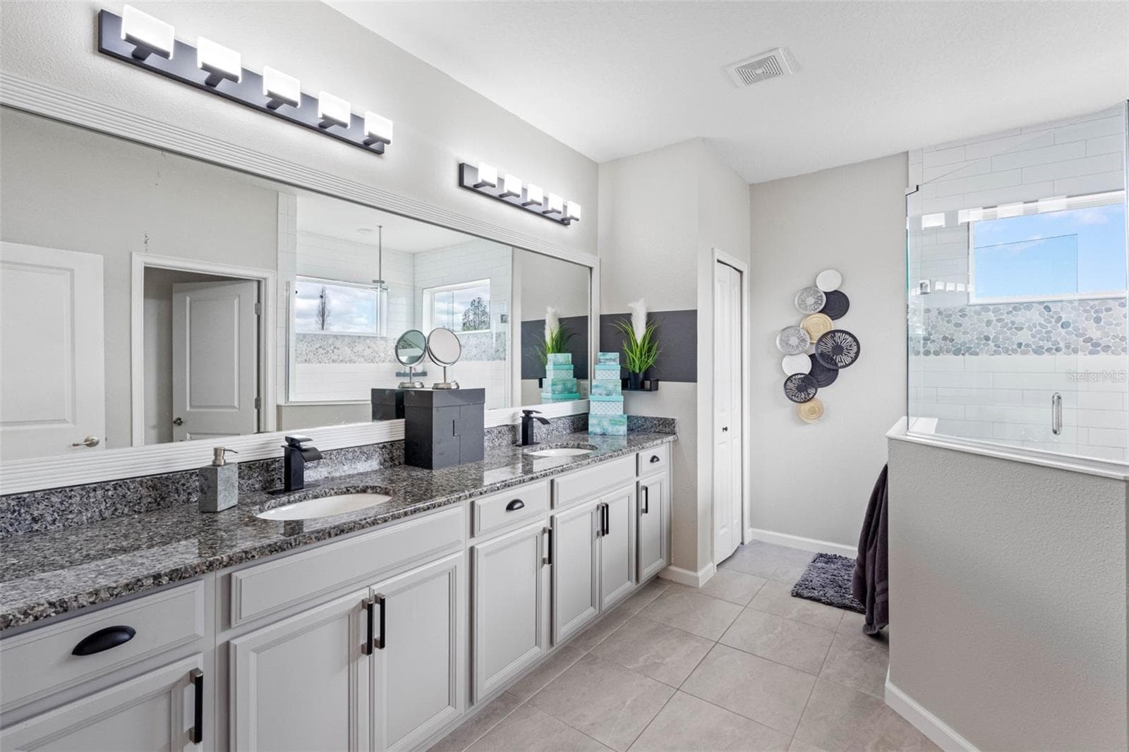 Single Family Residence at 325 SHORE CRAB WAY, APOLLO BEACH, photo 39 of 57
