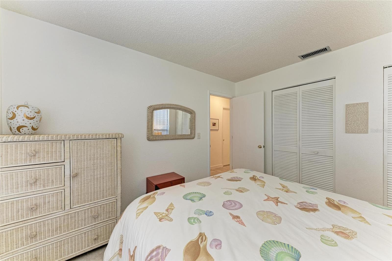 Another view of the second bedroom - 7921 4TH AVE W, BRADENTON