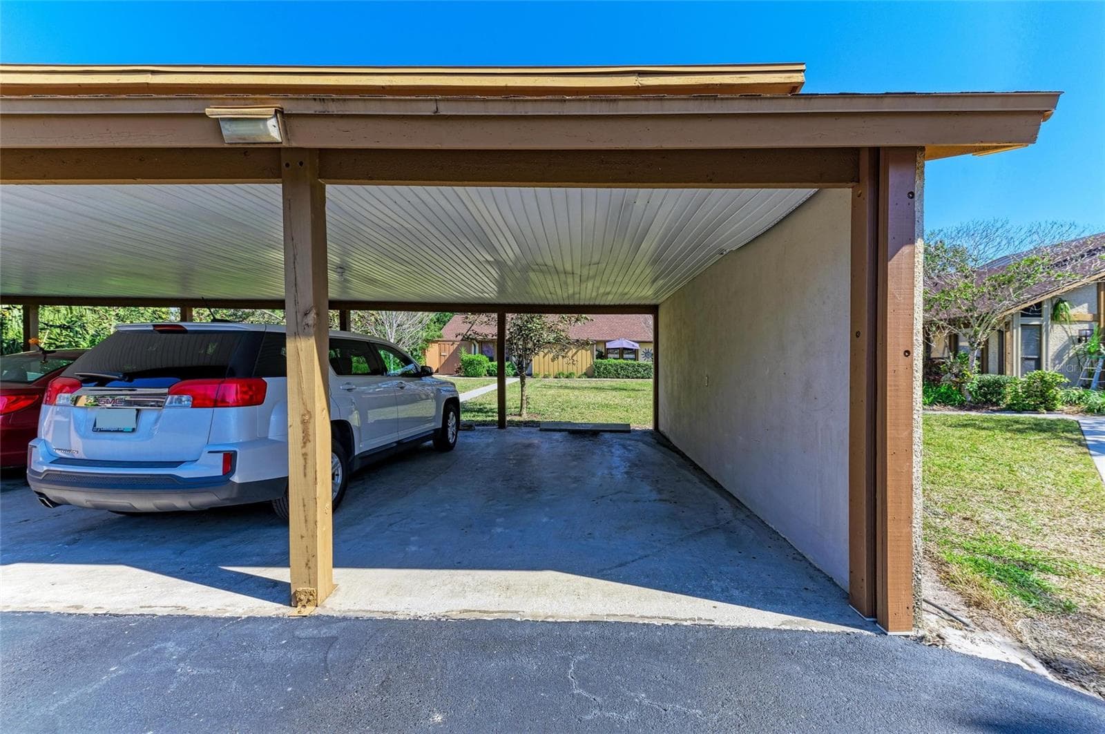 Property comes with exclusive use of carport. - 7921 4TH AVE W, BRADENTON