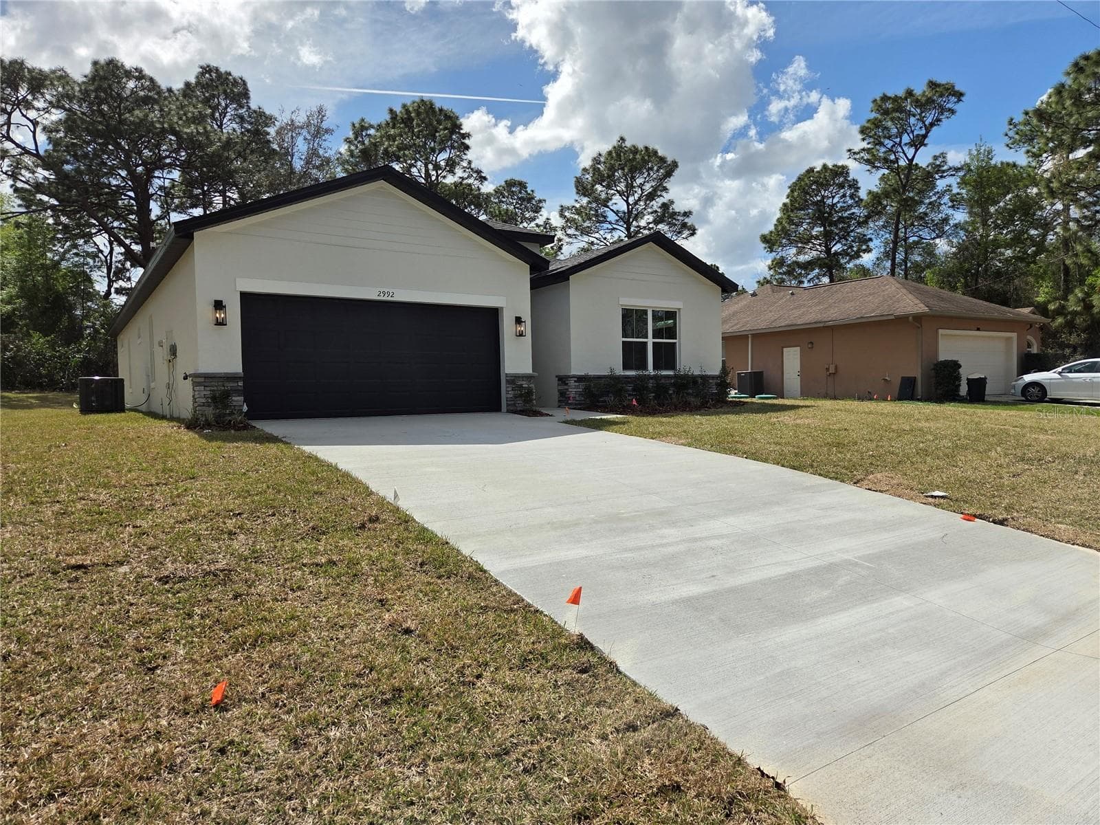 Single Family Residence at 2992 W HAMLET PL, DUNNELLON, photo 2 of 20