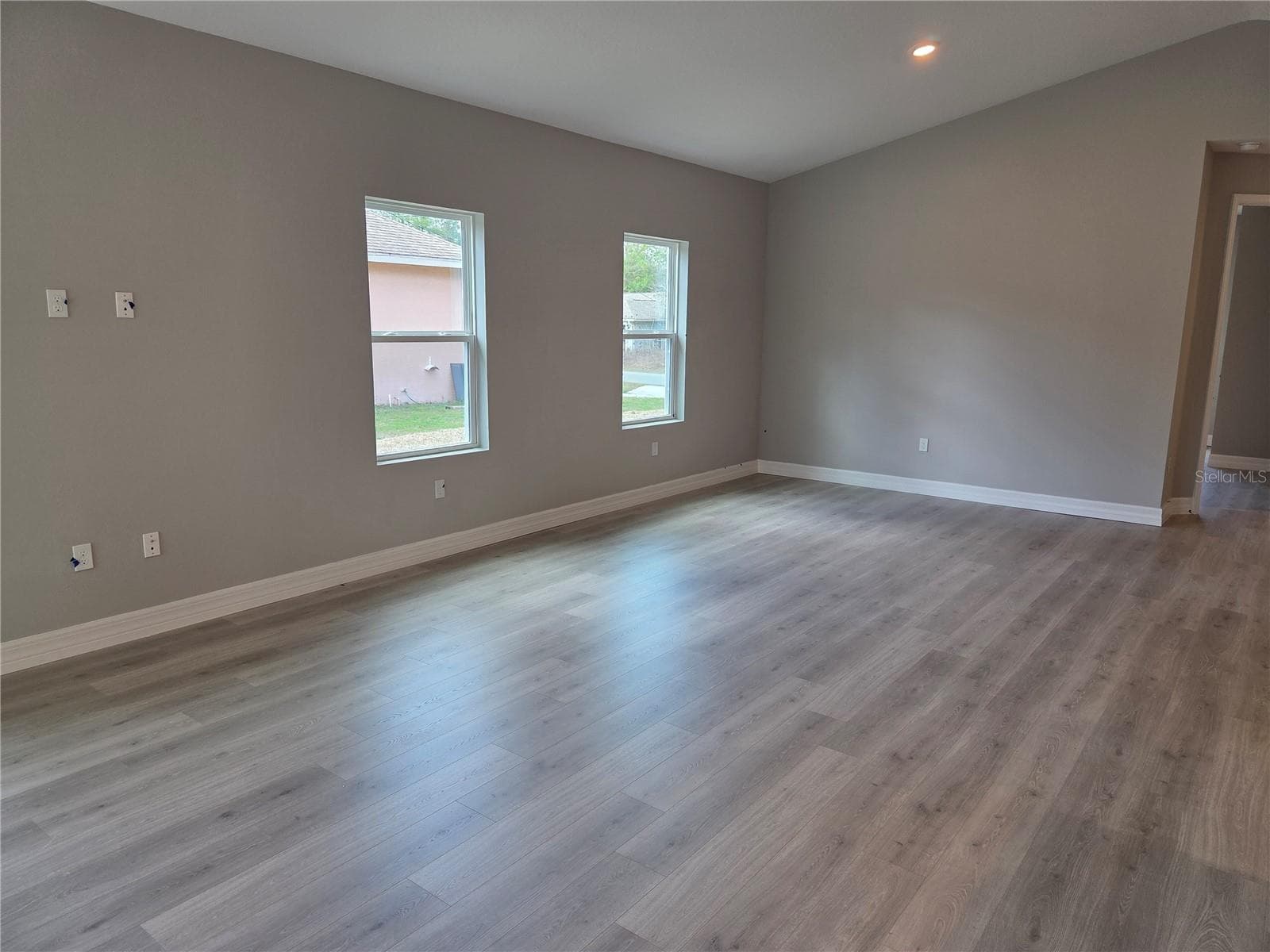 Single Family Residence at 2992 W HAMLET PL, DUNNELLON, photo 5 of 20