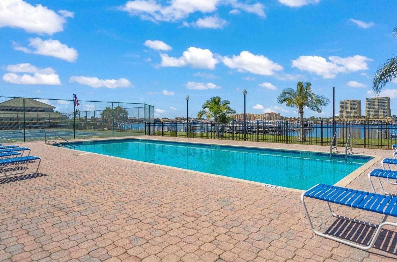 large community pool - 312 11TH AVE E, PALMETTO