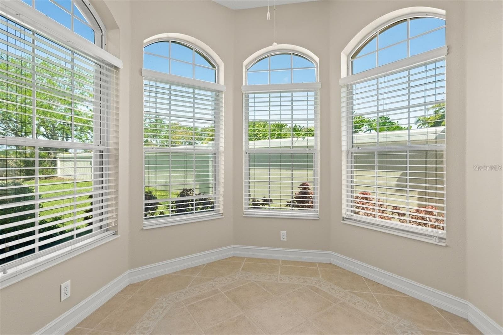 extra large room / kitchen nook - 312 11TH AVE E, PALMETTO