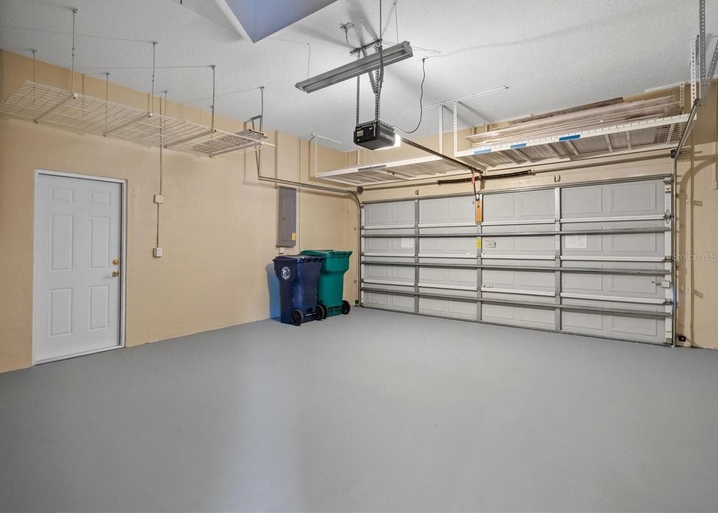 2 car garage with sink - 312 11TH AVE E, PALMETTO