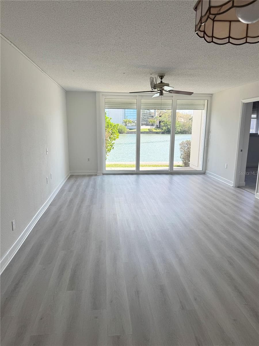 Condominium at 7425 BAY ISLAND DR S #103, SOUTH PASADENA, photo 4 of 28