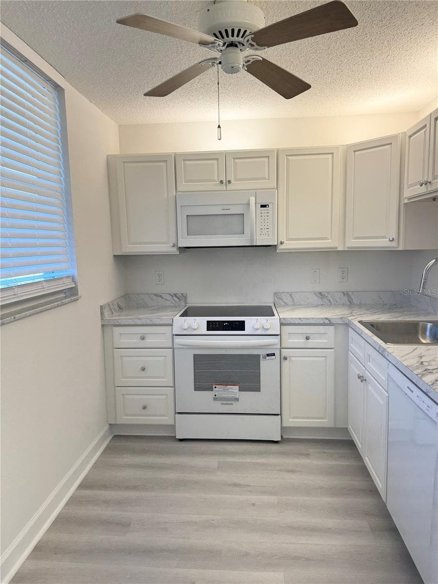 Condominium at 7425 BAY ISLAND DR S #103, SOUTH PASADENA, photo 8 of 28