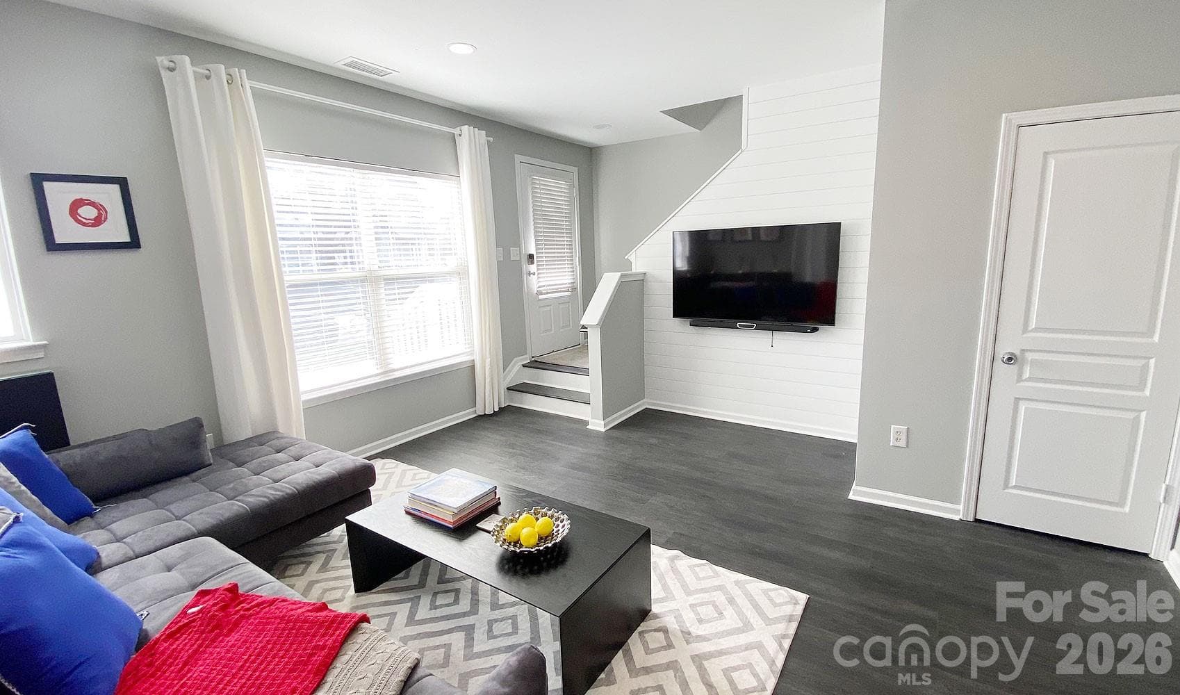 Condominium at Charlotte, photo 3 of 18