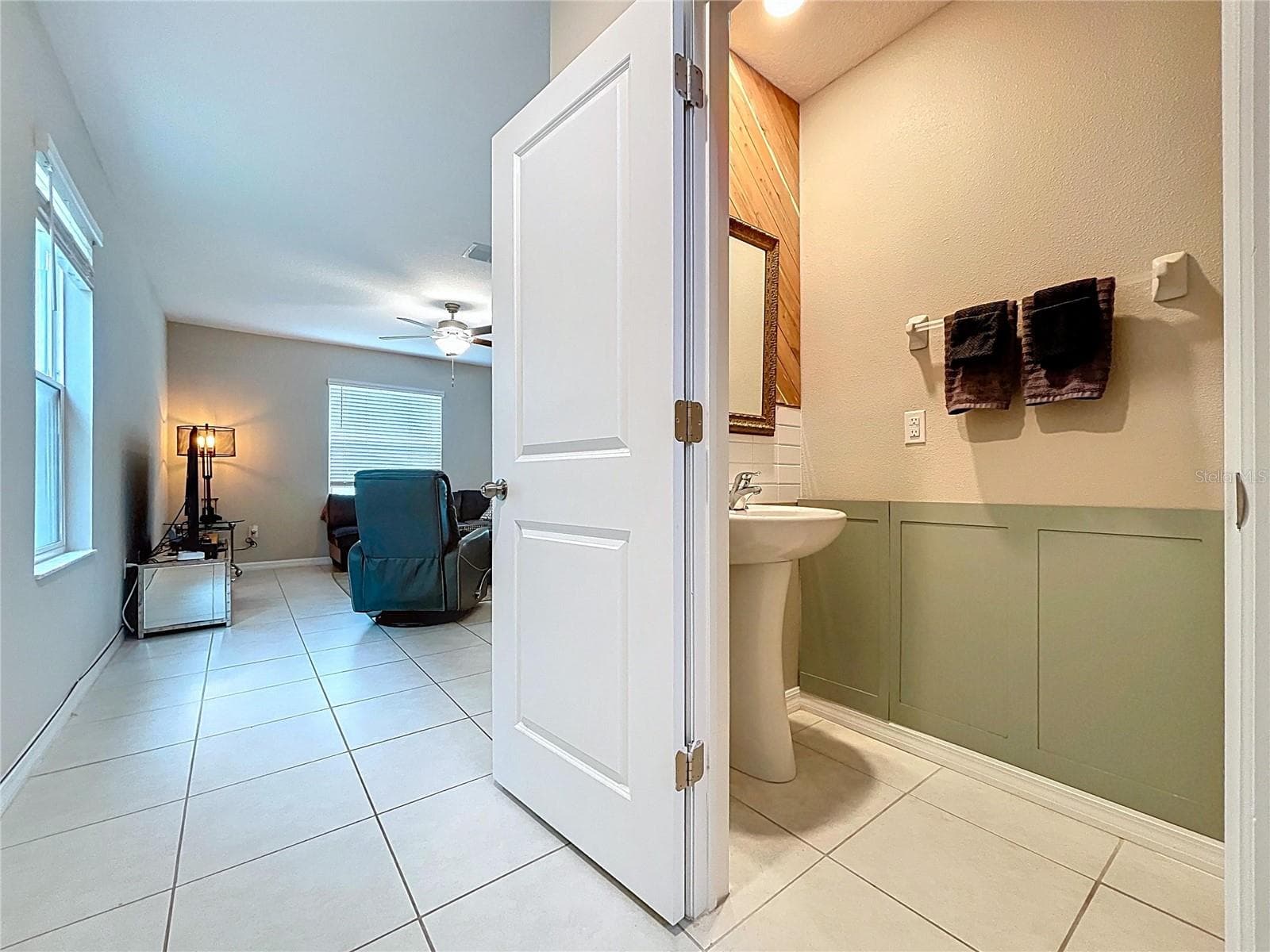 Single Family Residence at 3141 OYSTER COVE ST, WIMAUMA, photo 6 of 34