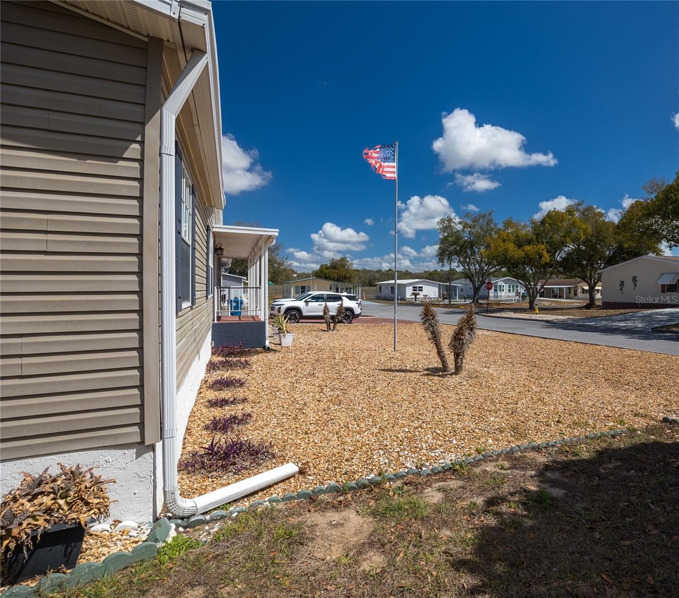Manufactured Home at 8144 WEATHERFORD AVE, BROOKSVILLE, photo 6 of 69