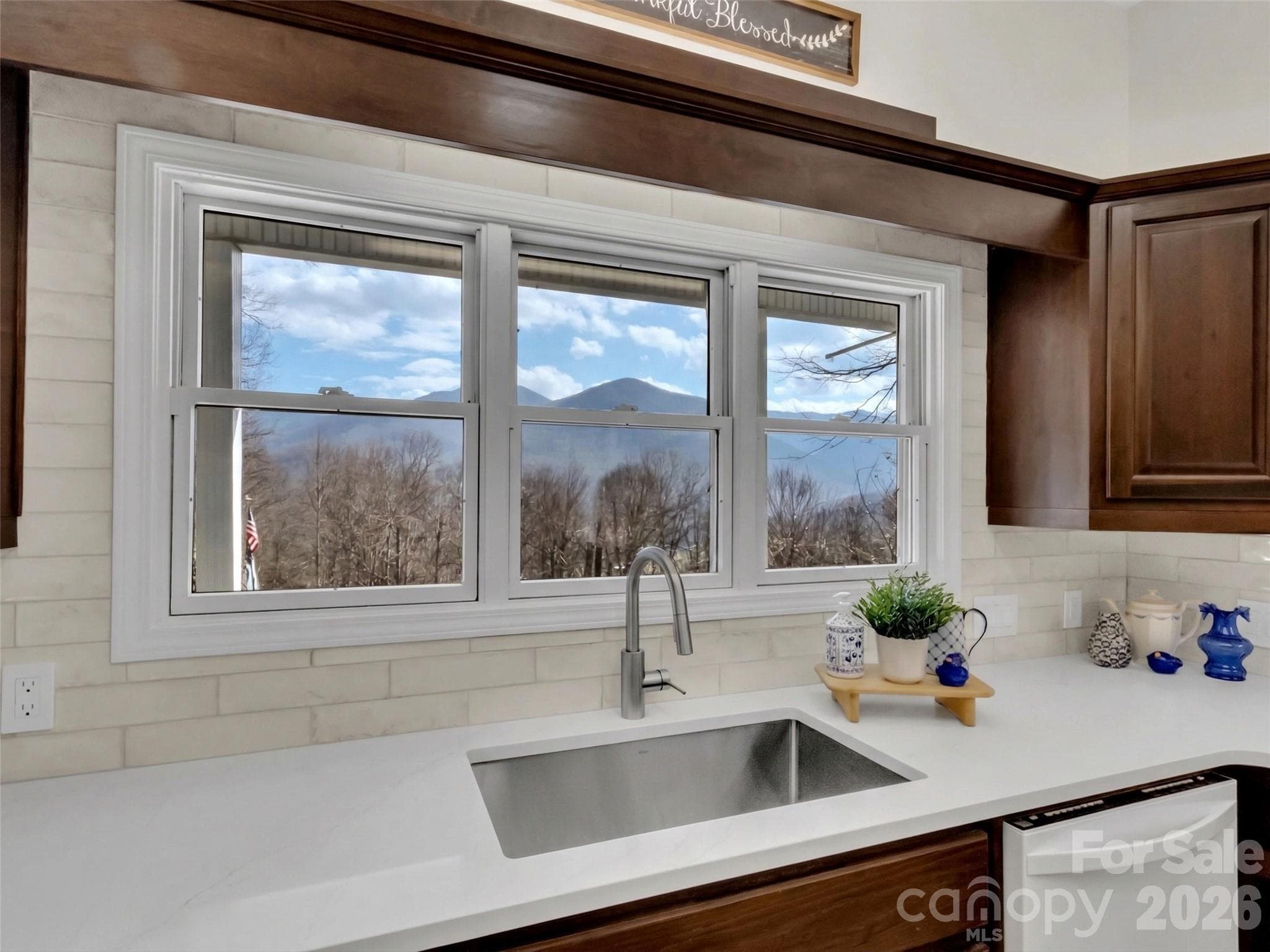 VIEWS! - 28 Mountain Breeze Drive, Maggie Valley