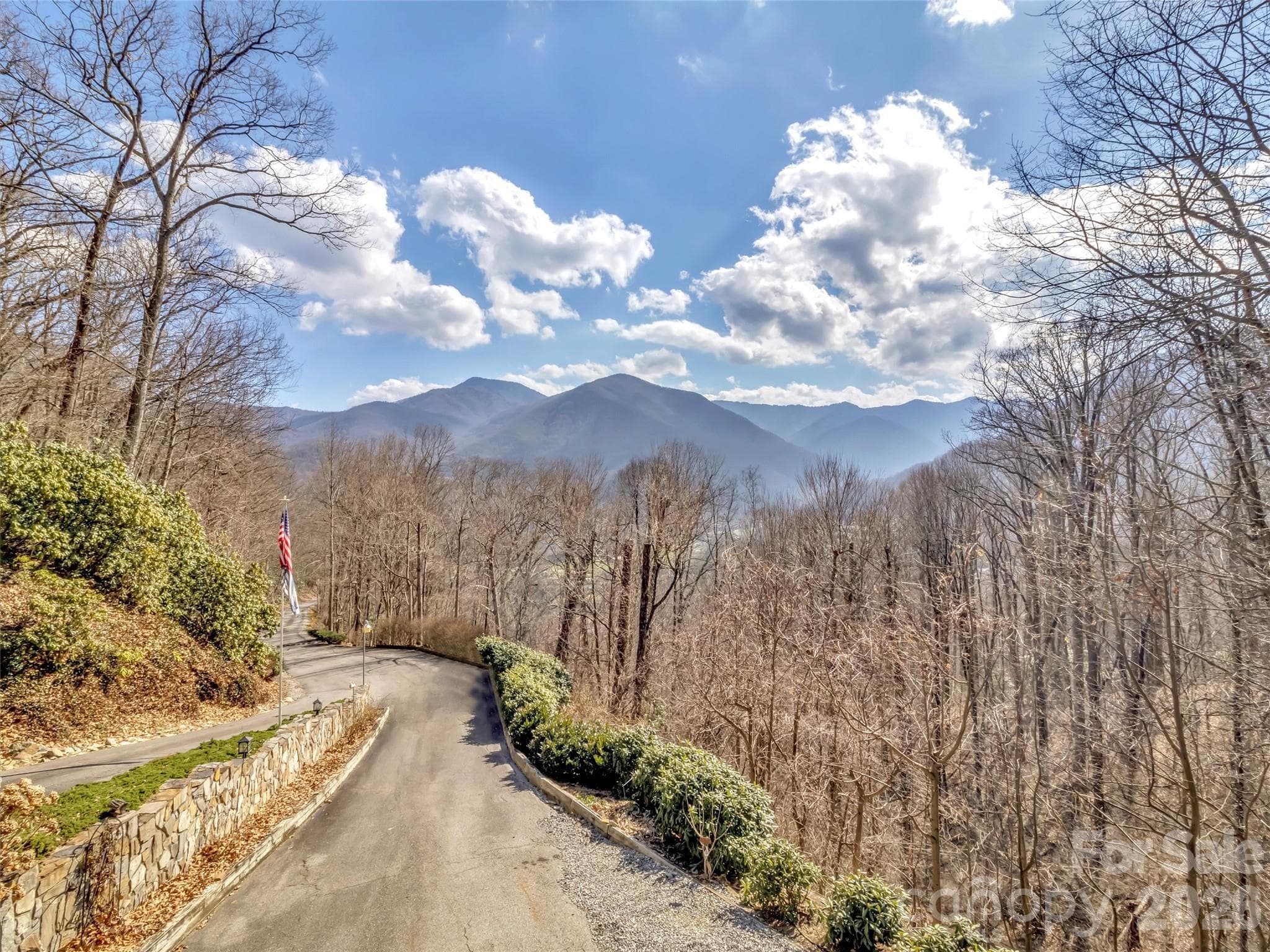 Private Setting - 28 Mountain Breeze Drive, Maggie Valley