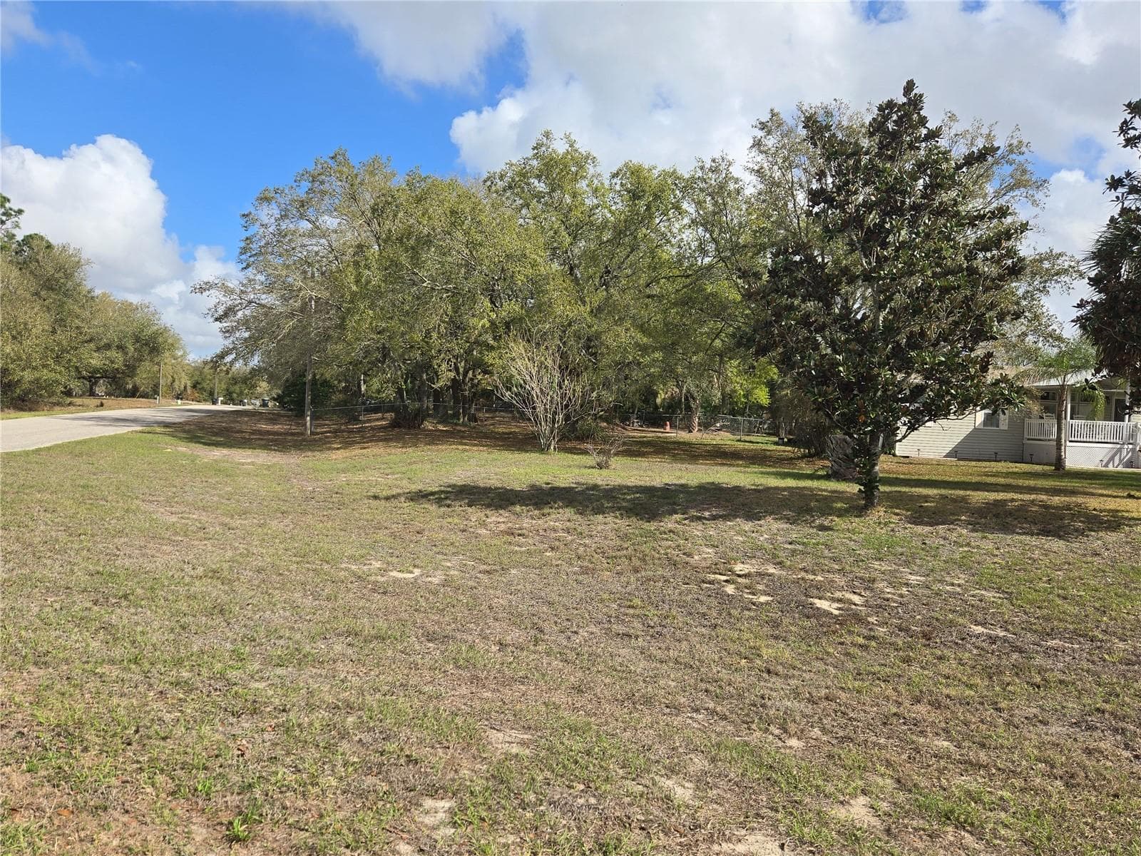 Manufactured Home at 5304 FAIRMONT RD, LAKE WALES, photo 5 of 92