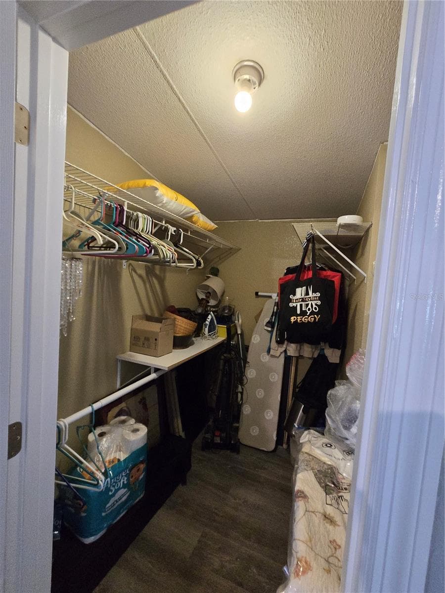 Manufactured Home at 5304 FAIRMONT RD, LAKE WALES, photo 43 of 92