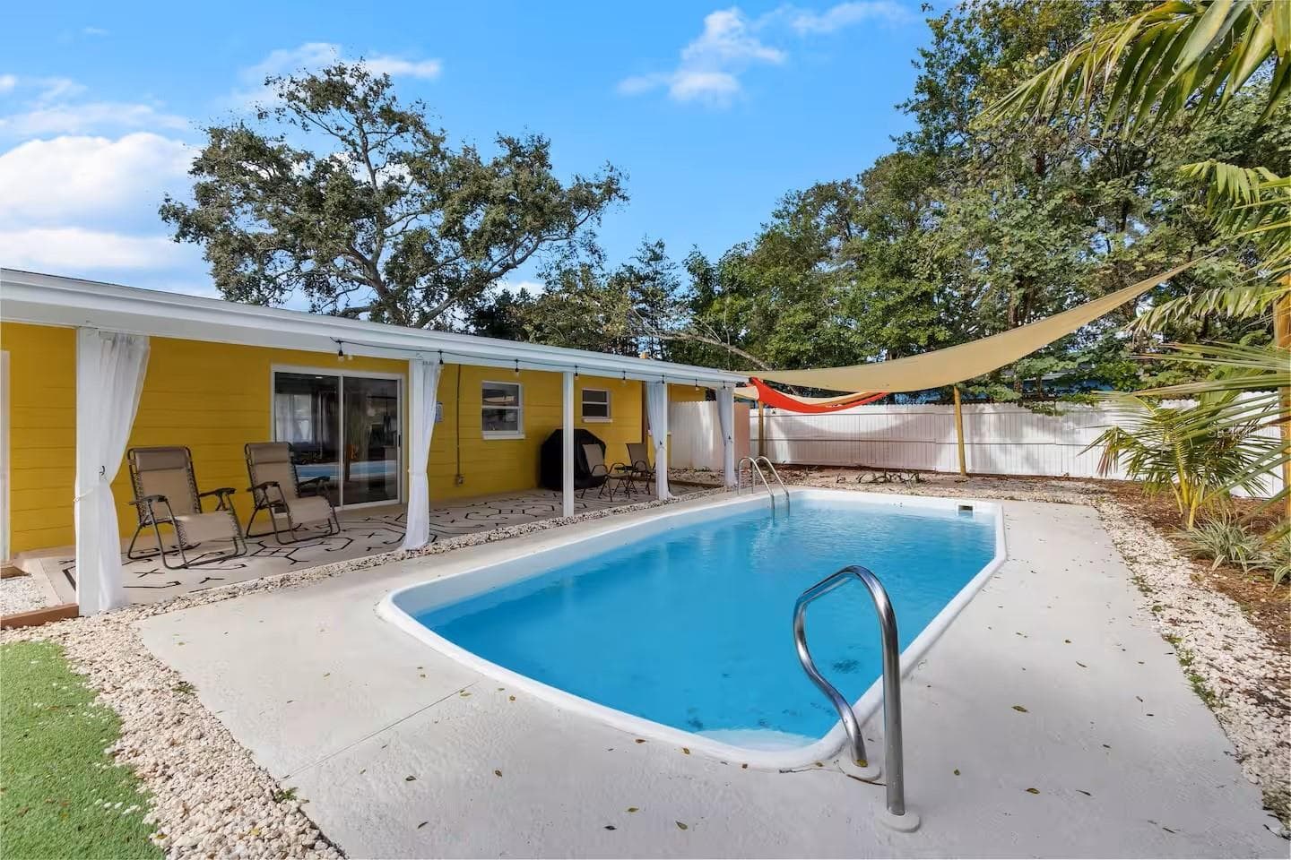 Single Family Residence at 8215 QUAIL RD, SEMINOLE, photo 22 of 25