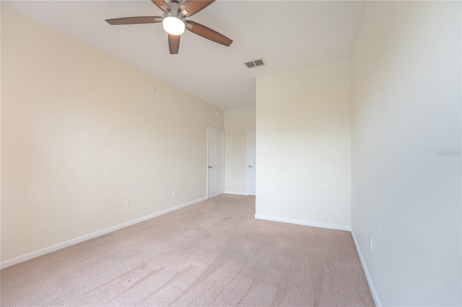Condominium at 13536 TURTLE MARSH LOOP #523, ORLANDO, photo 12 of 19