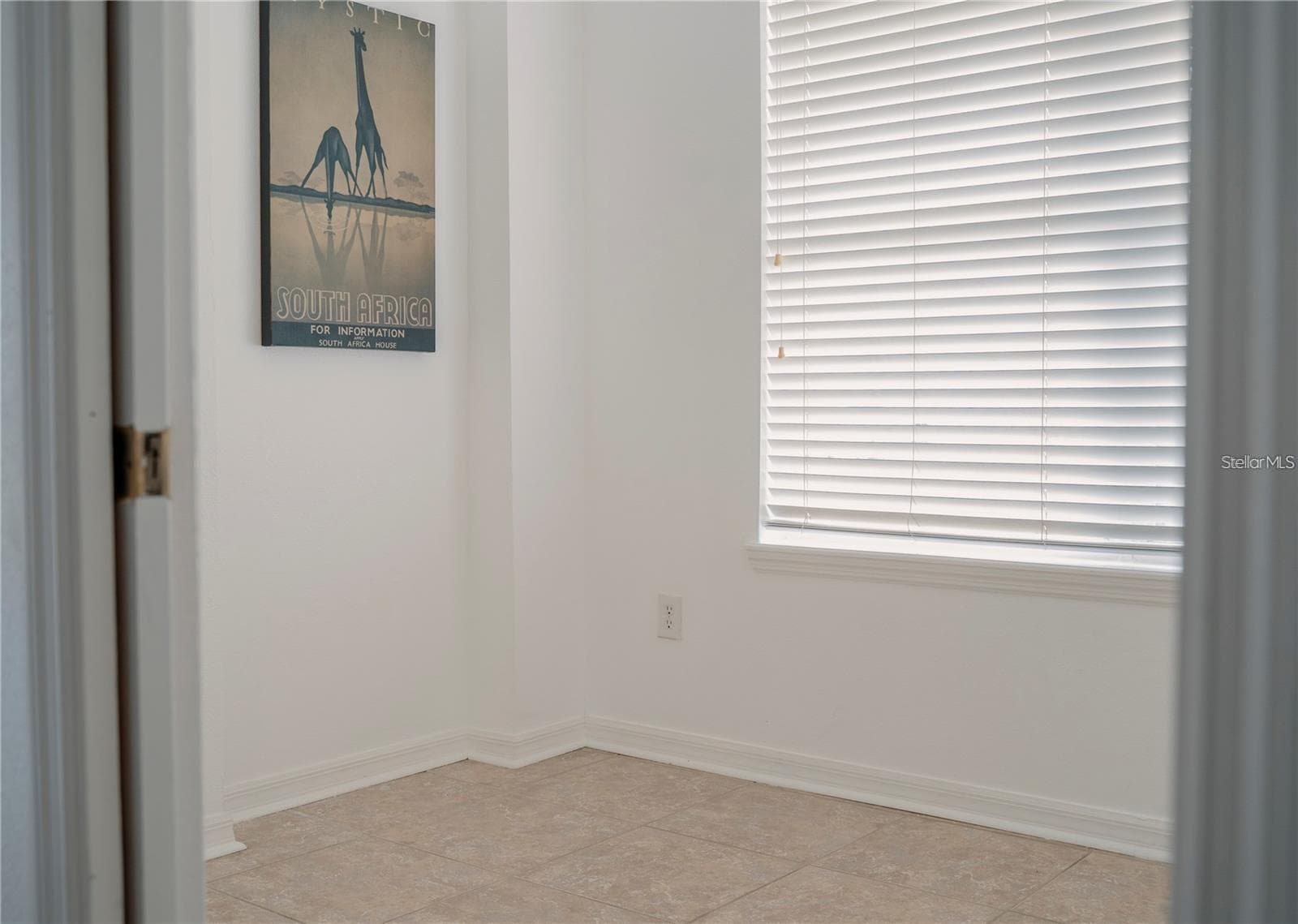 Condominium at 2018 ESTANCIA CIR #C, KISSIMMEE, photo 8 of 25