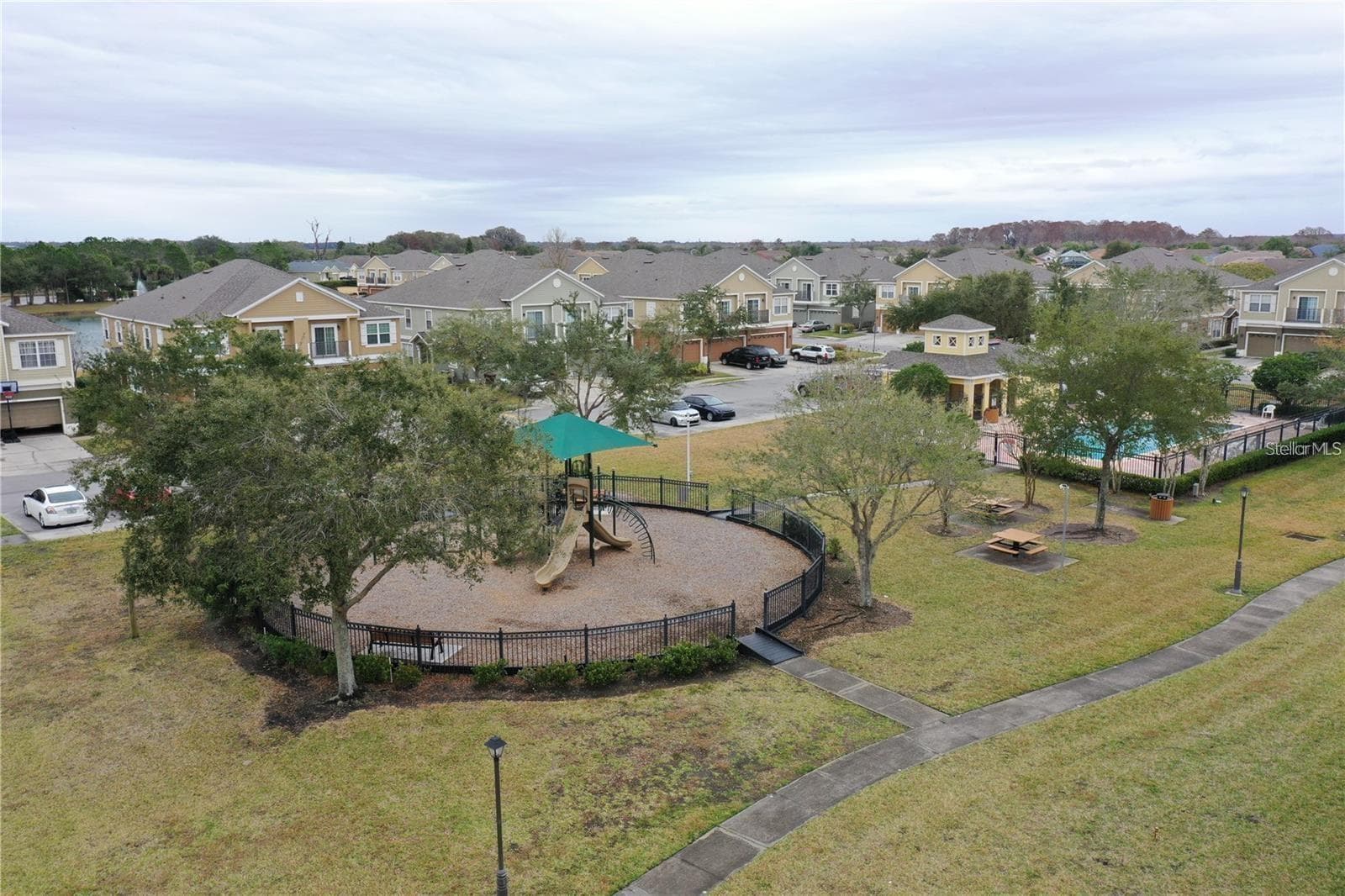 Condominium at 2018 ESTANCIA CIR #C, KISSIMMEE, photo 23 of 25