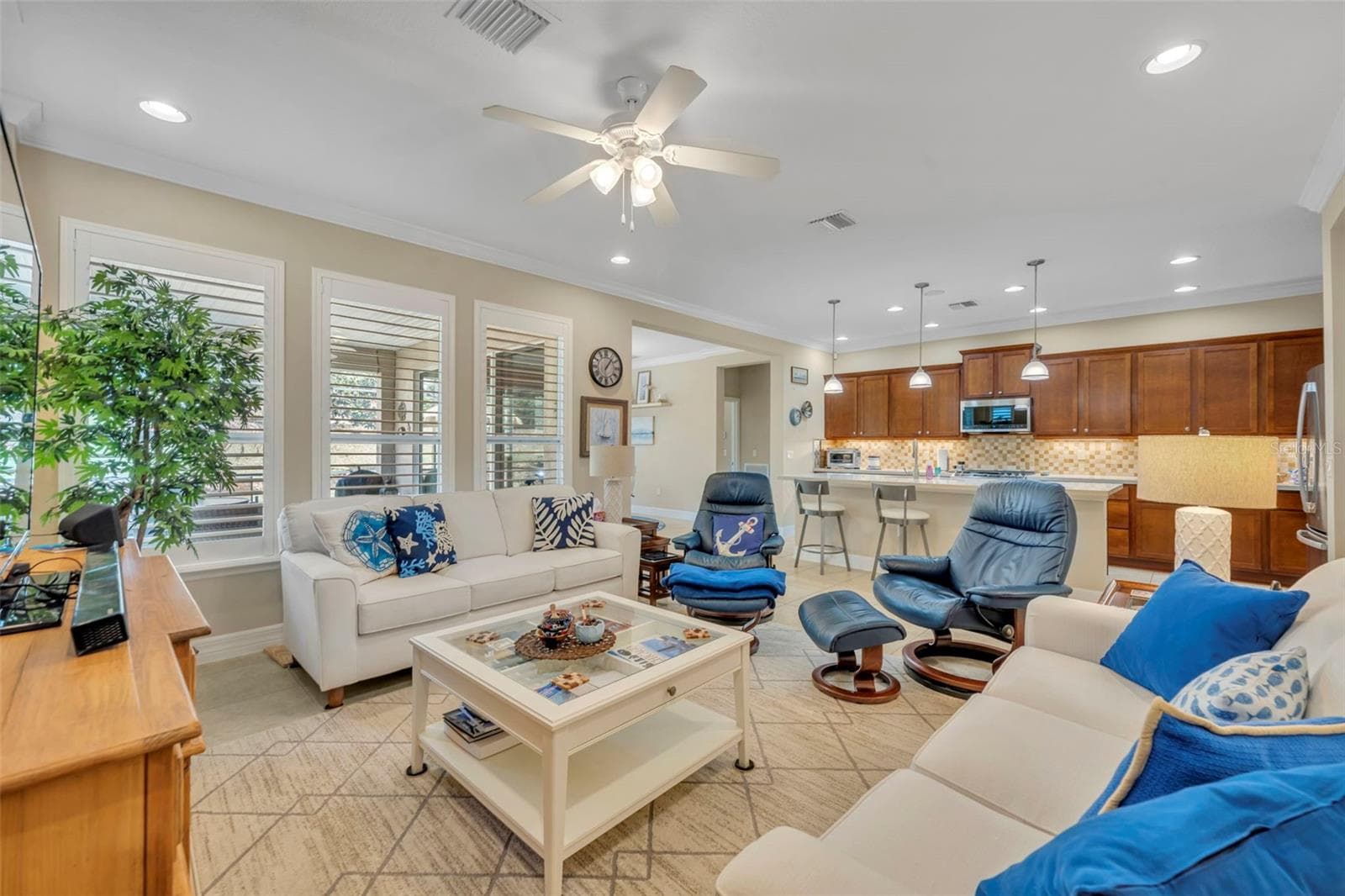 Single Family Residence at 115 SALT MARSH LN, GROVELAND, photo 11 of 45