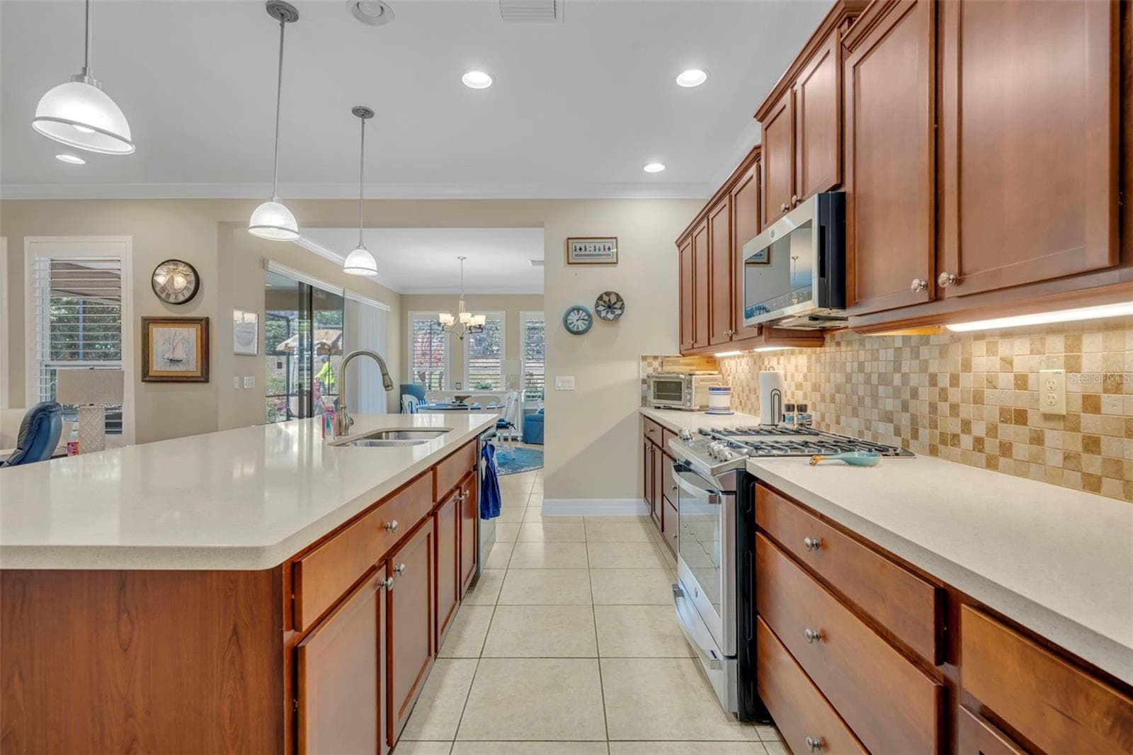 Single Family Residence at 115 SALT MARSH LN, GROVELAND, photo 17 of 45