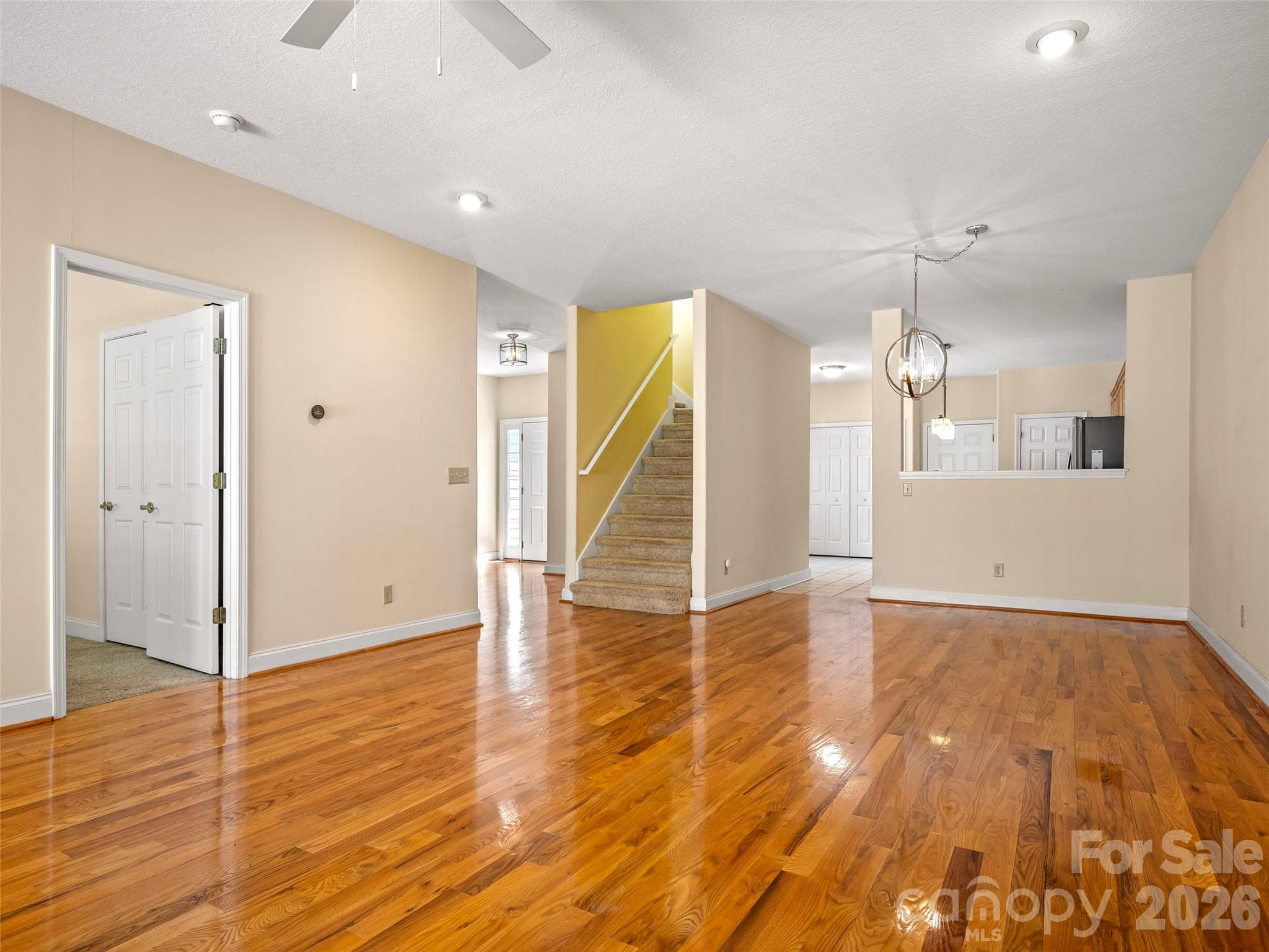 Townhouse at 21 Holiday Drive, Arden, photo 11 of 44