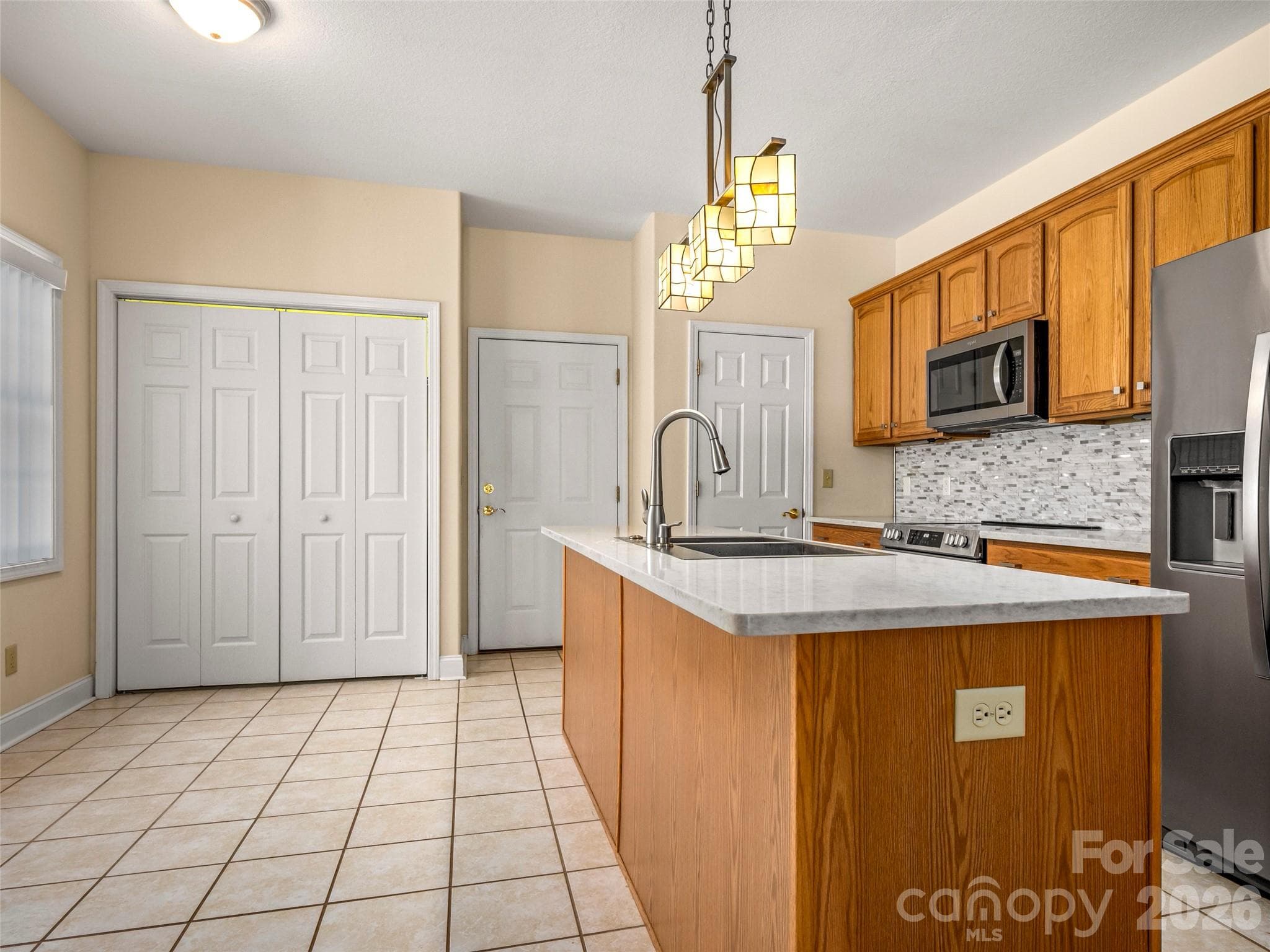 Townhouse at 21 Holiday Drive, Arden, photo 13 of 44