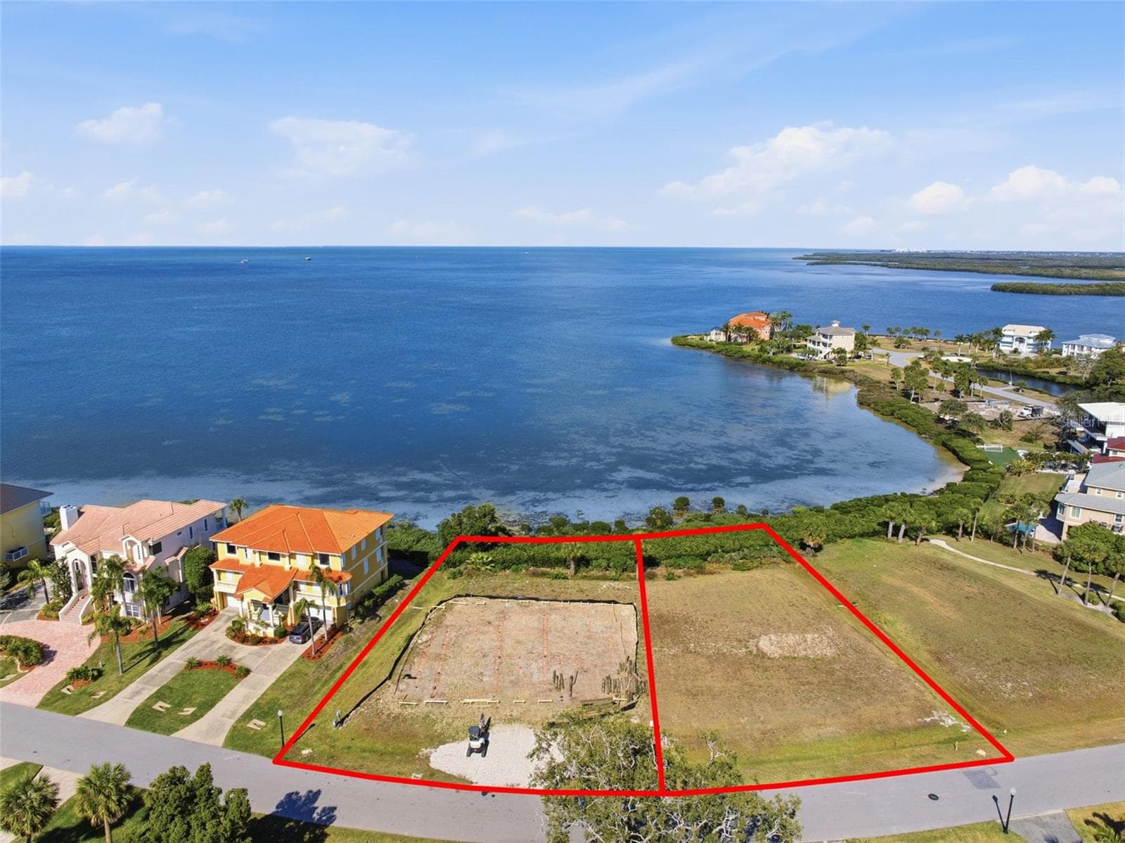 Single Family Residence at 25 HARBORPOINTE DR, PORT RICHEY, photo 19 of 35
