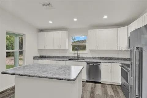 Single Family Residence at 40091 OAKRIDGE DR, LADY LAKE, photo 6 of 20