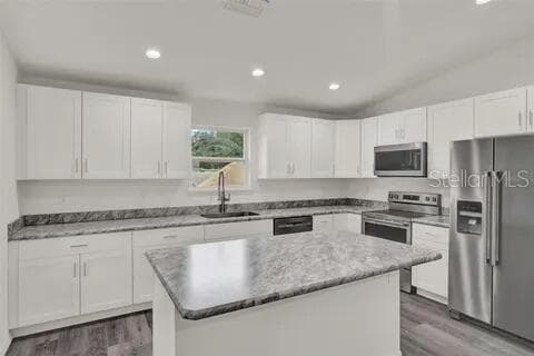 Single Family Residence at 40091 OAKRIDGE DR, LADY LAKE, photo 7 of 20