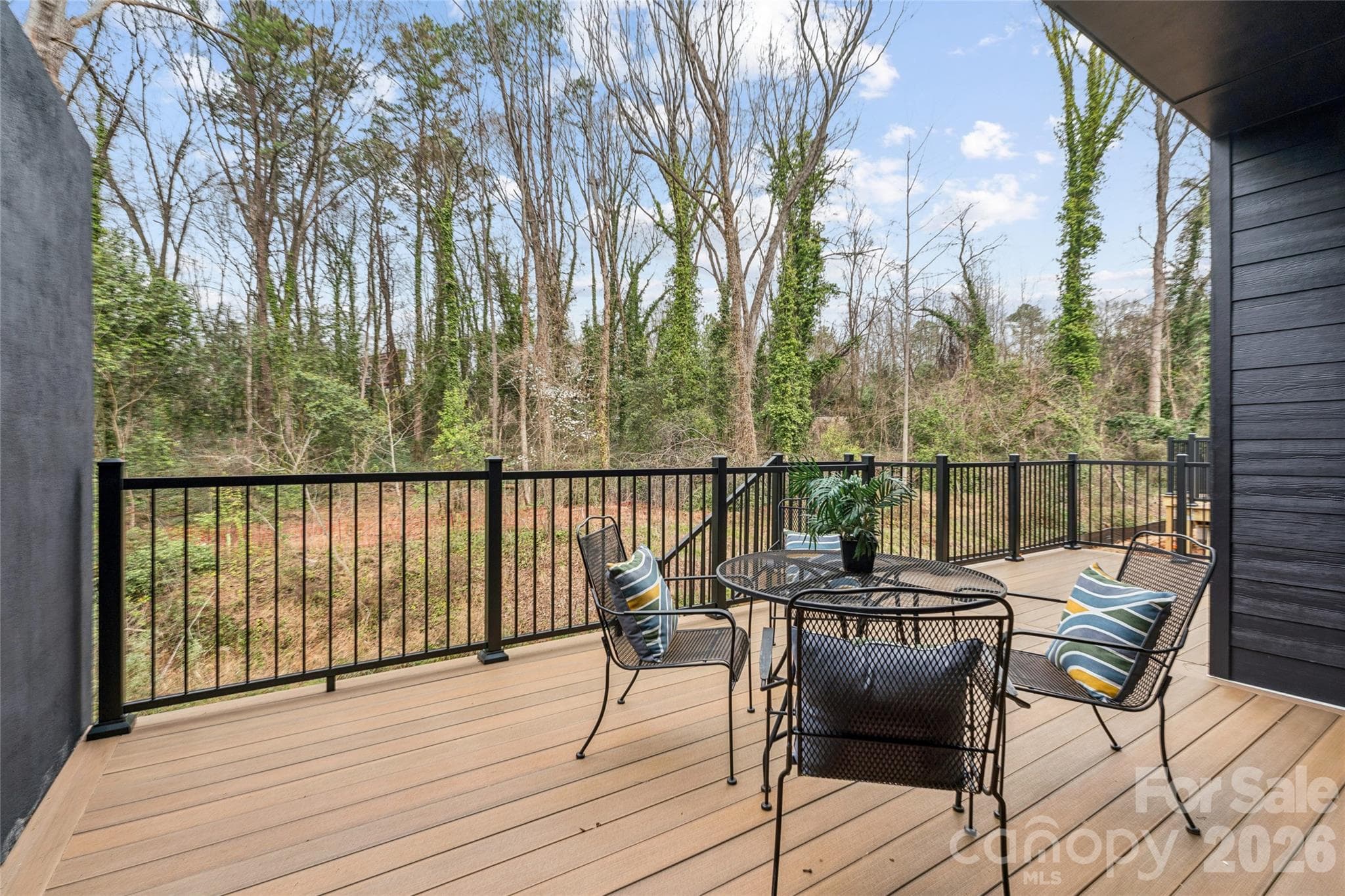 Townhouse at 2416 Crestview Drive, Charlotte, photo 11 of 47