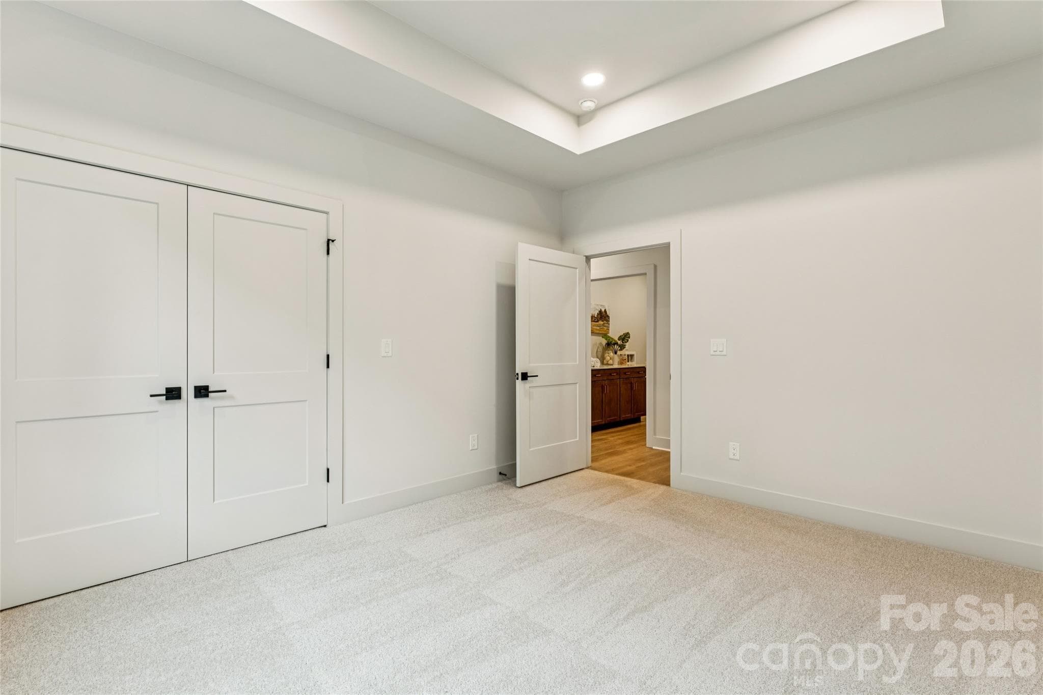 Townhouse at 2416 Crestview Drive, Charlotte, photo 36 of 47