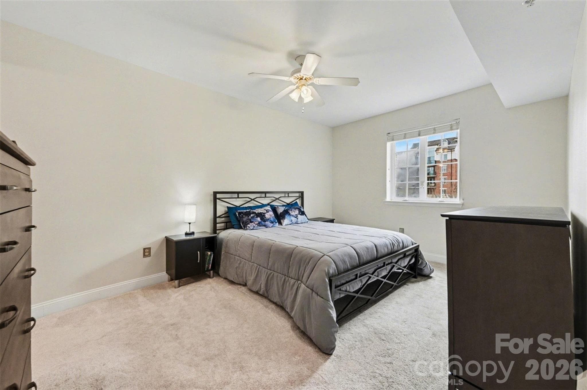 Condominium at 300 W 5th Street, Charlotte, photo 10 of 30